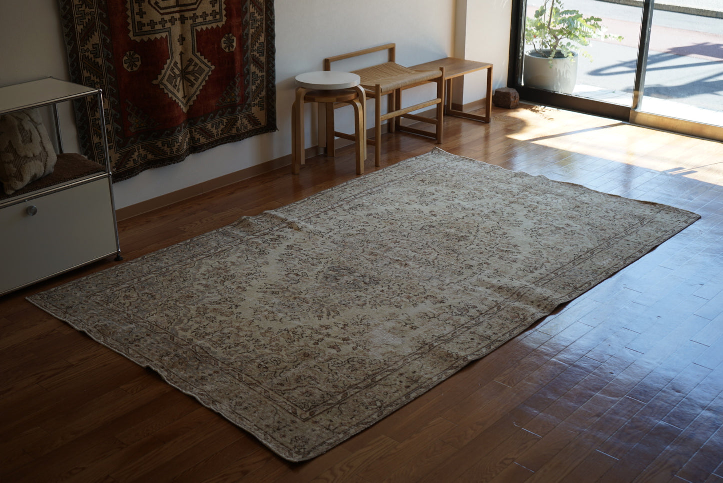 Türkiye Old Isparta Medallion Sweet Beige 1960年代 262.5 × 159.5 cm No.TR25401
