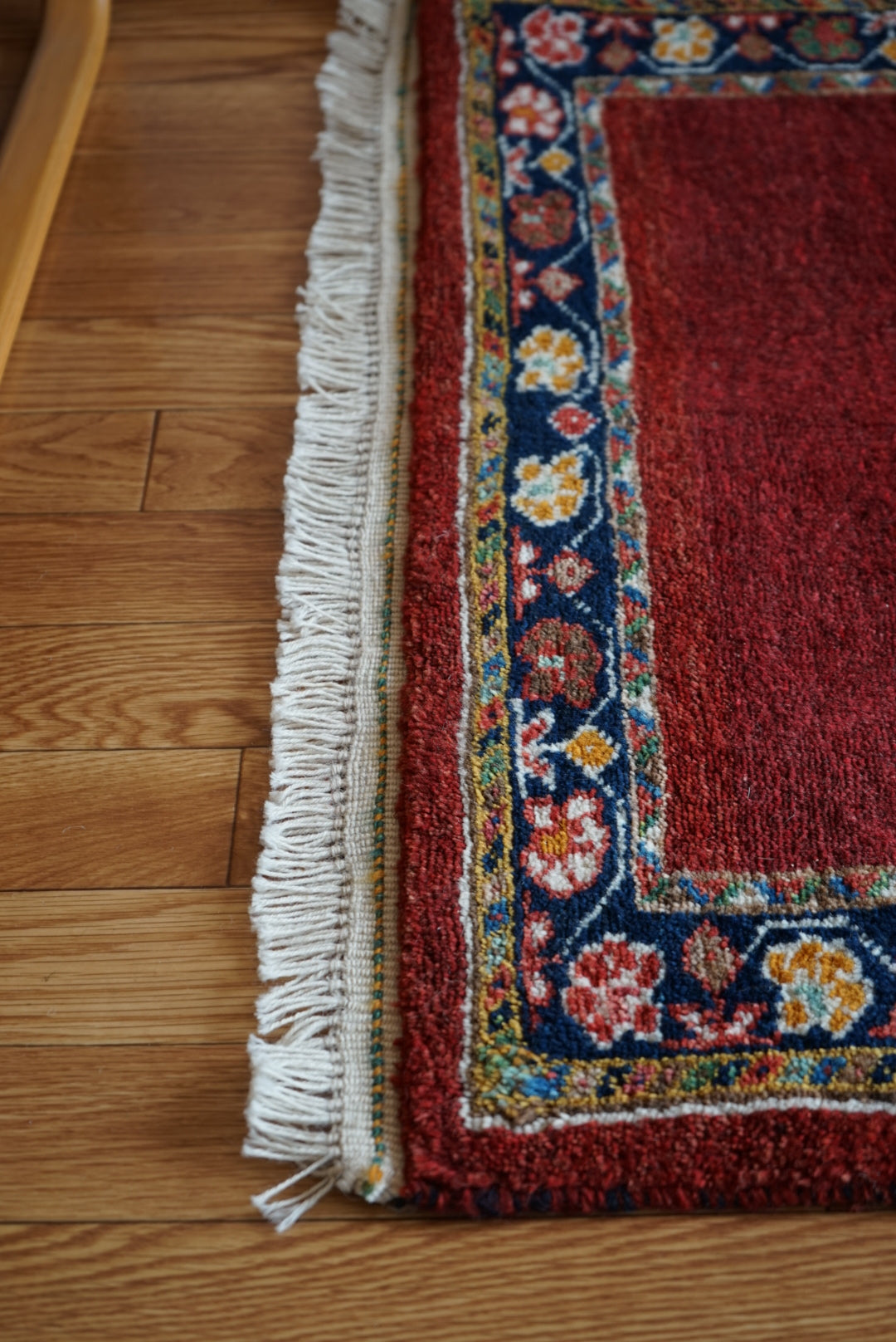 Iran Shiraz Qashqai Gabbeh Rich Red 119.5 × 85 cm