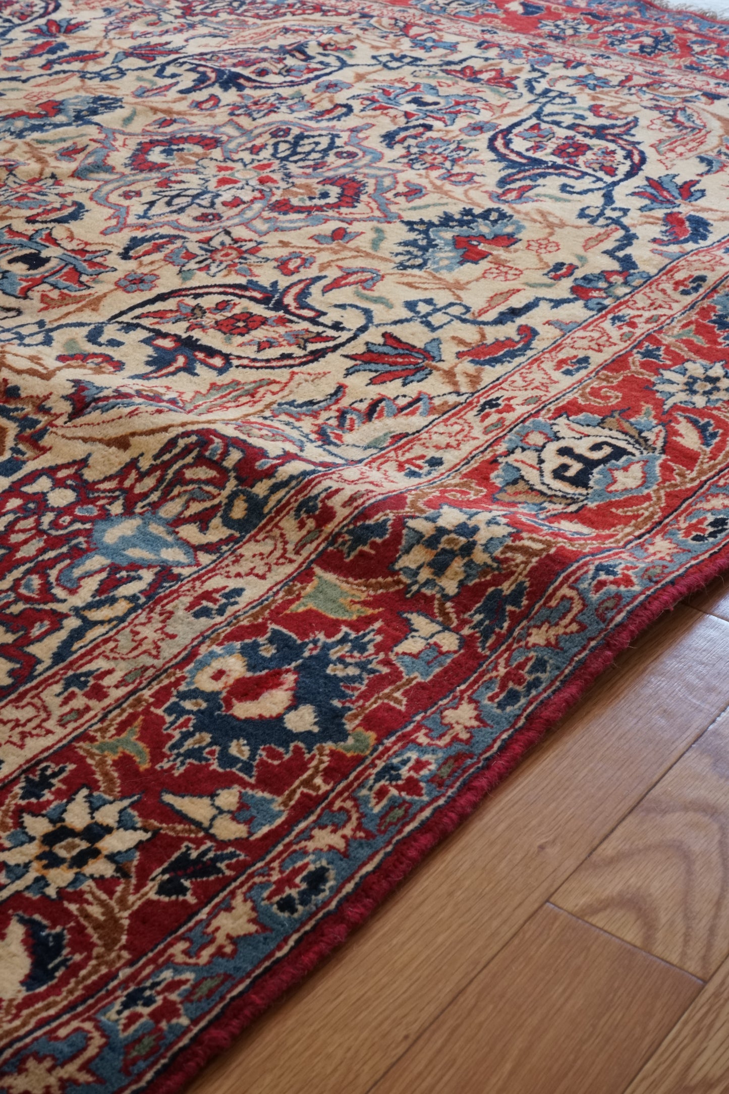 店頭販売 Iran Antique Esfahan 1840年代 231 × 157 cm / 国内送料無料・羊毛手織り絨毯