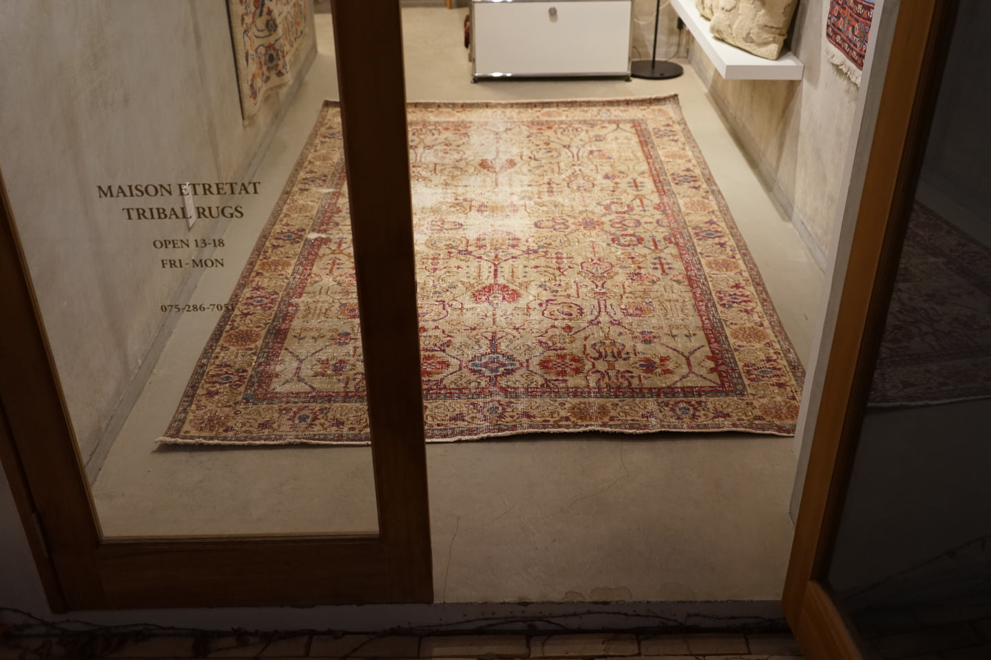 Türkiye Old Isparta Pink Beige 1970年代 250 × 162 cm No.TR25228