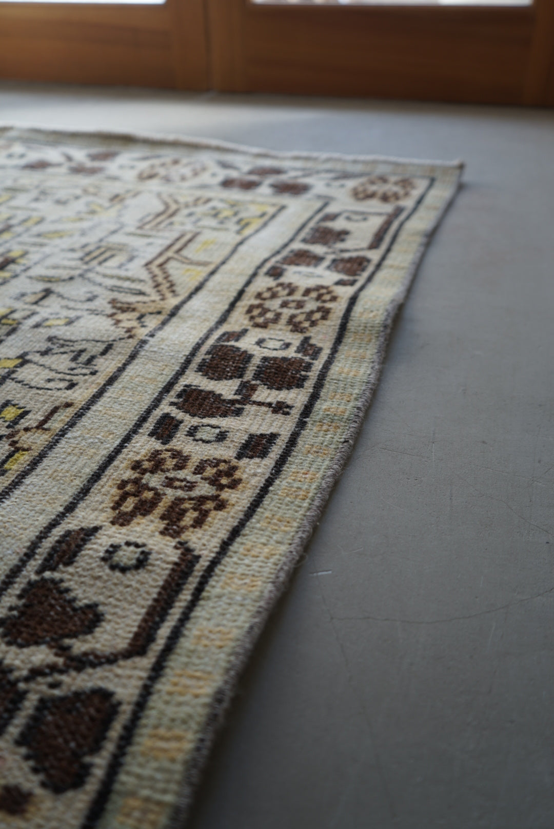 Türkiye Old Isparta Yellow Beige 1970年代 248 × 149 cm No.TR25229