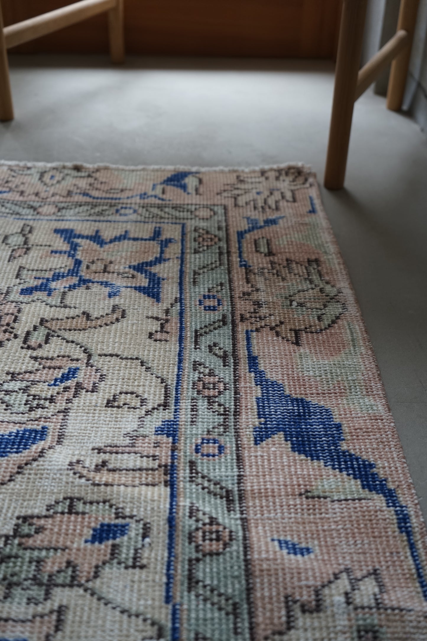 TURKEY OLD ISPARTA BLUE 1970年代 236 × 163 cm No.TR25205