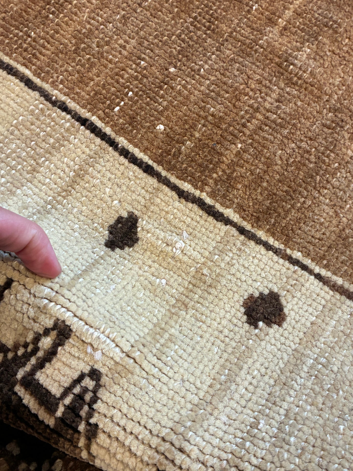 Türkiye Old Isparta Milk Coffee Color Small size 1980年代 115 × 47 cm No.TR25240