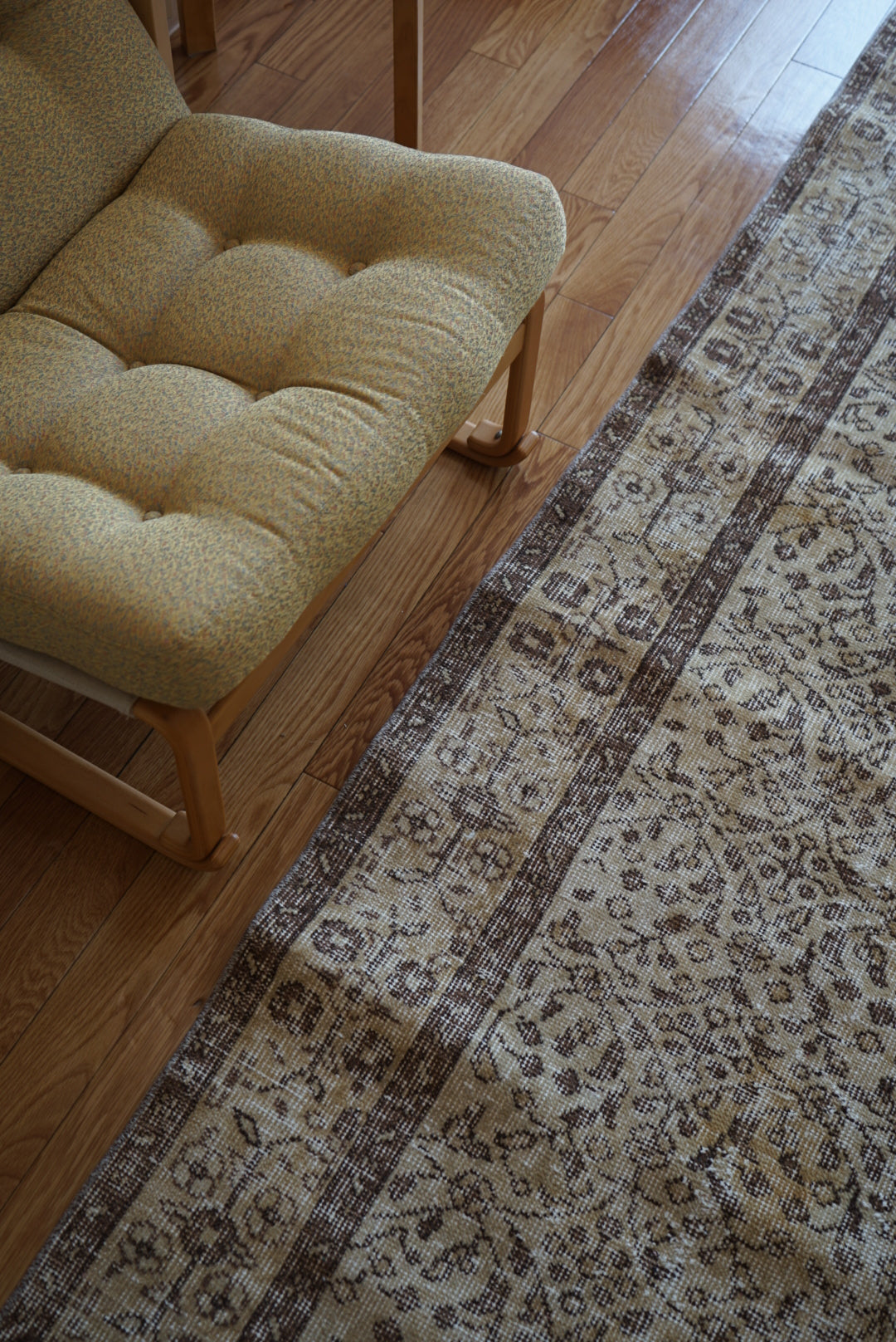 Türkiye Old Isparta Goldenbeige , Brown 1970年代 263 × 162 cm No.TR25404