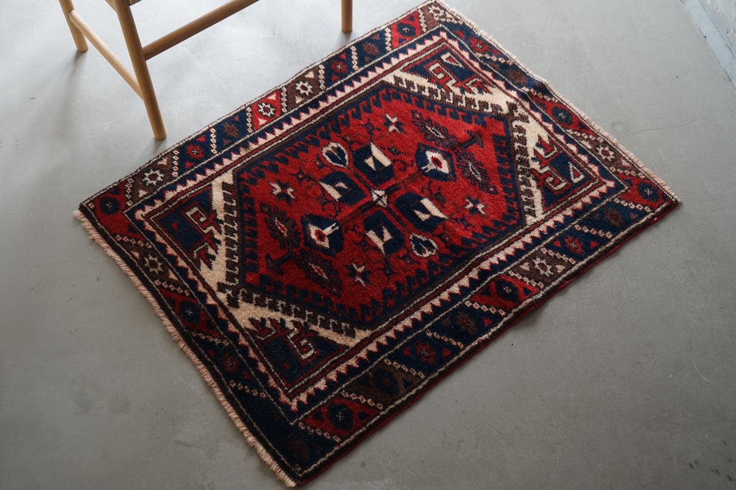 TURKEY VINTAGE ANATOLIA "NOMAD LIFE" 1980年代 109 × 85.5 cm