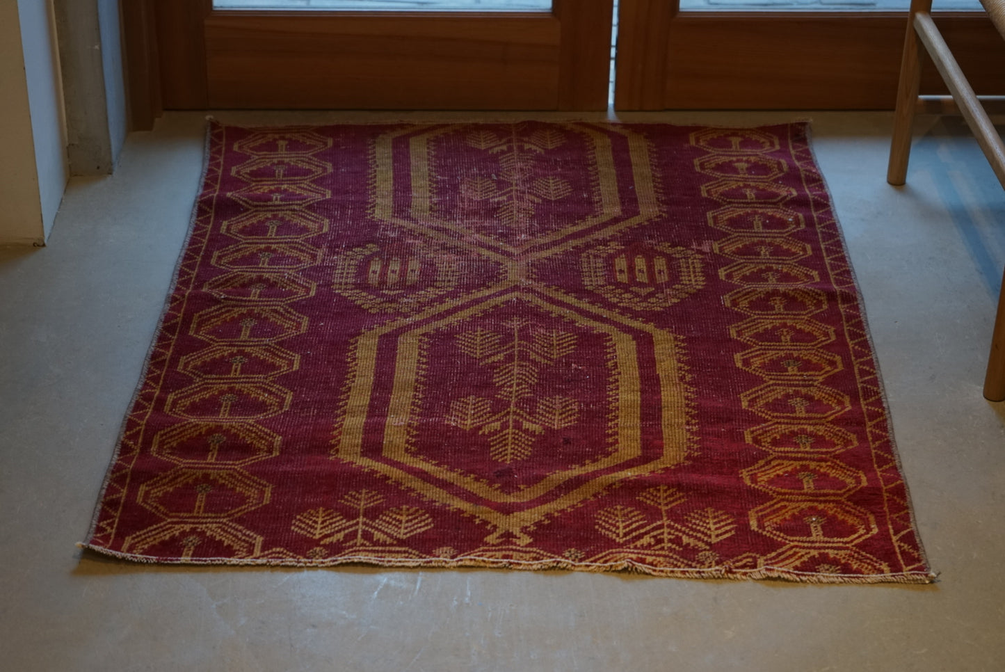Türkiye Old Oushak Red 110 × 92.5 cm No.TR25330