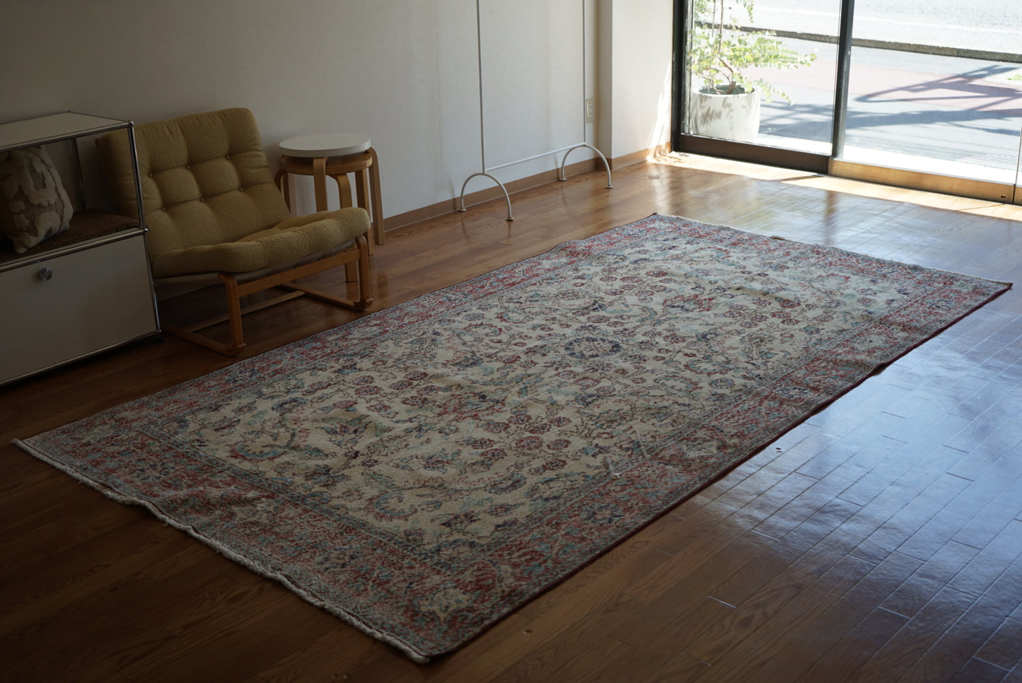 Türkiye Old Isparta Beige Cerulean Blue Floral 1970年代  303 × 160.5 cm No.TR25391