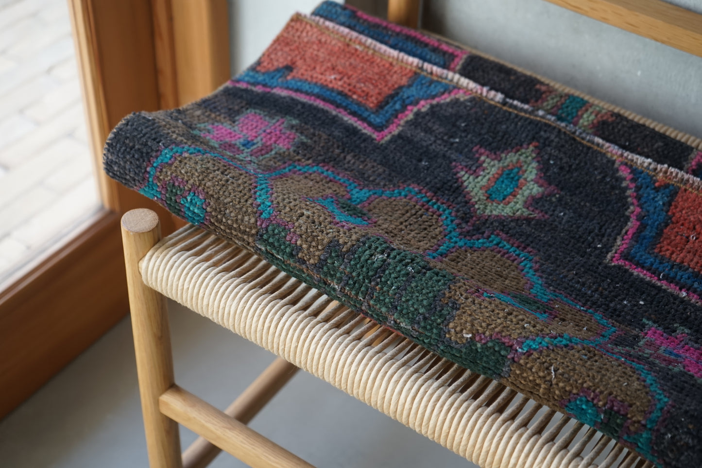 TURKEY OLD RUBY RED FLOWER SMALL SIZE 1970年代 116 × 71 cm No.TR25217