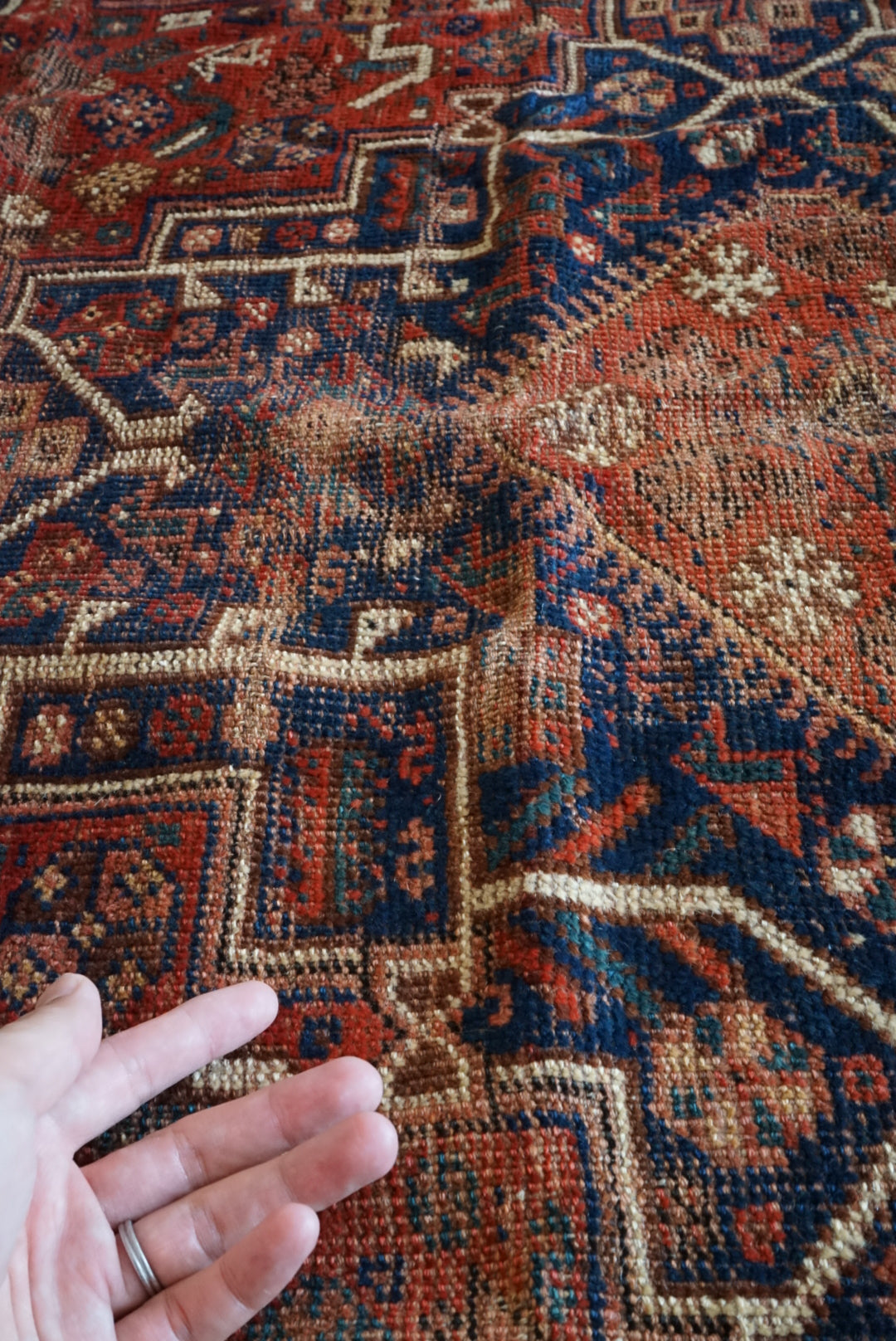 店頭販売 Afghanistan Old Persia Design 1930年代 179.5 × 140.5 cm  No.AF2535 / 国内送料無料・羊毛手織り絨毯