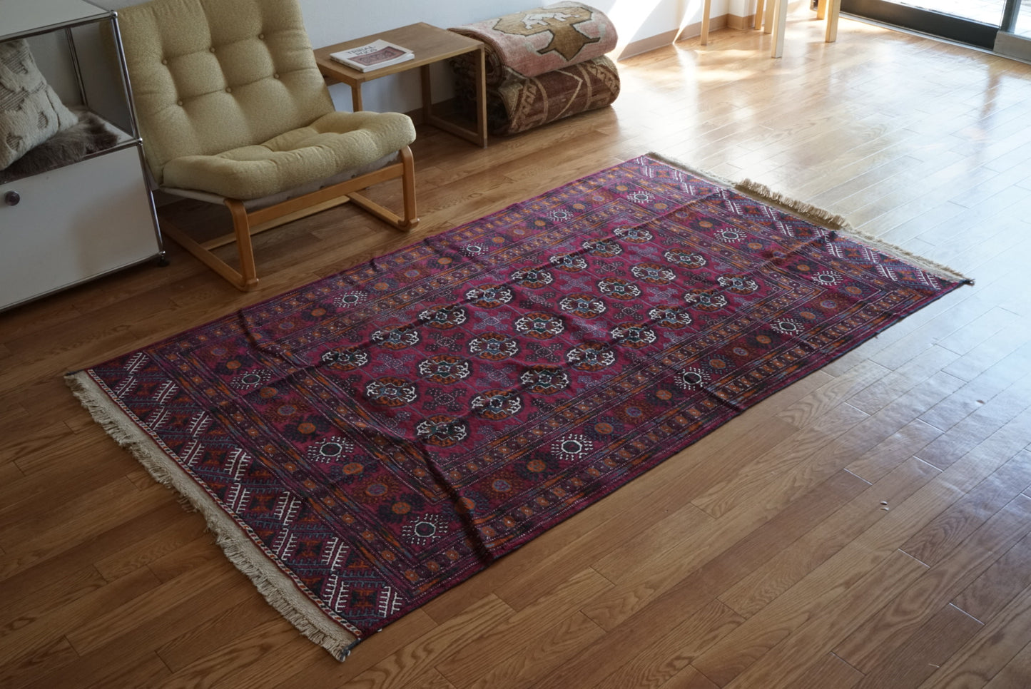 店頭販売 Afghanistan Old Turkmen Cassis 1970年代 210 × 123.5 cm  No.AF2537 / 国内送料無料・羊毛手織り絨毯