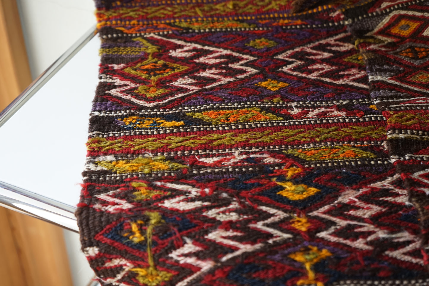 EASTERN TURKEY VINTAGE KURDISTAN KILIM 1965-1970年代 92 × 81 cm