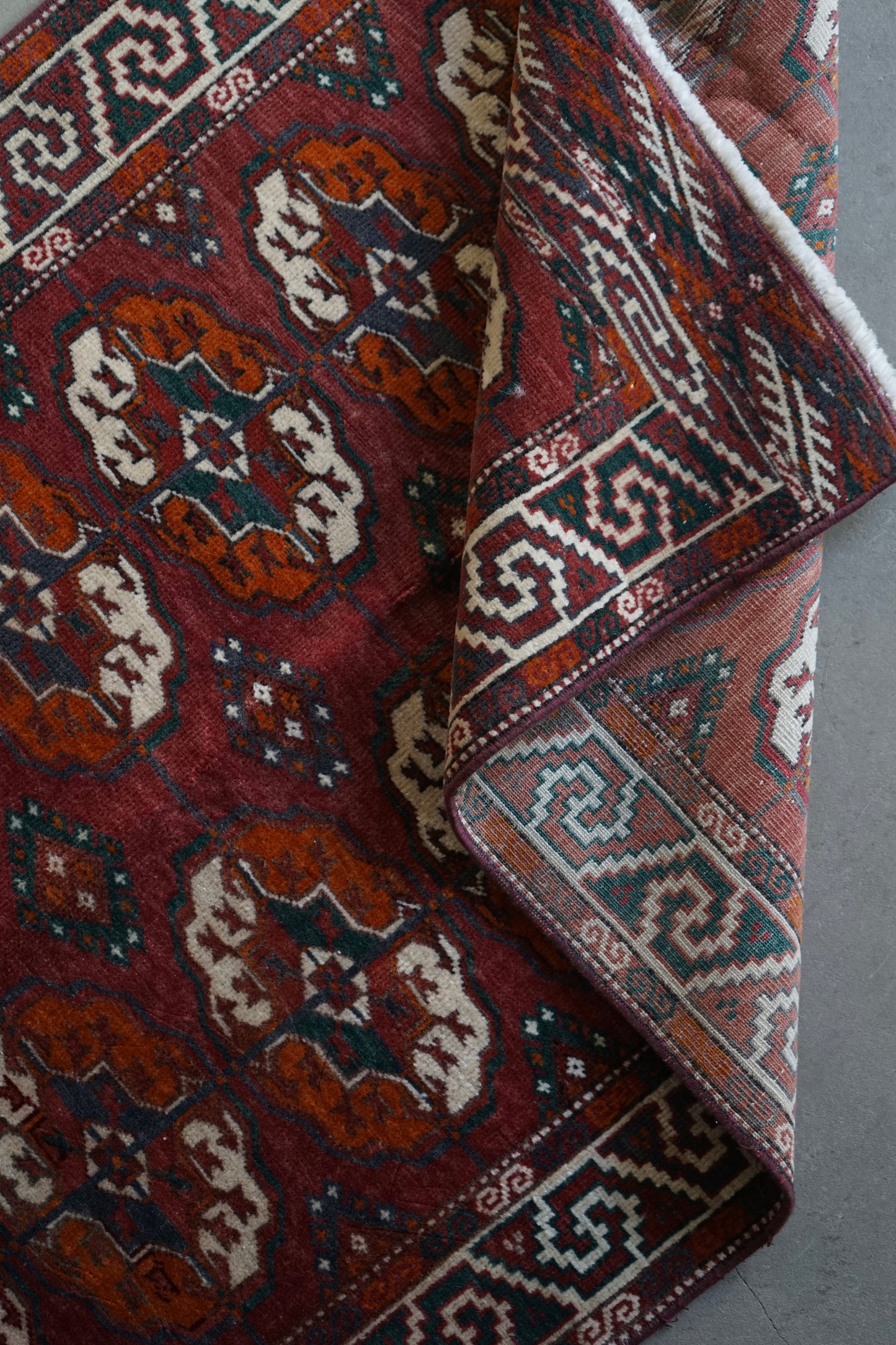 Türkiye Old Turkmen Red 1970年代 120 × 75 cm No.TR25225