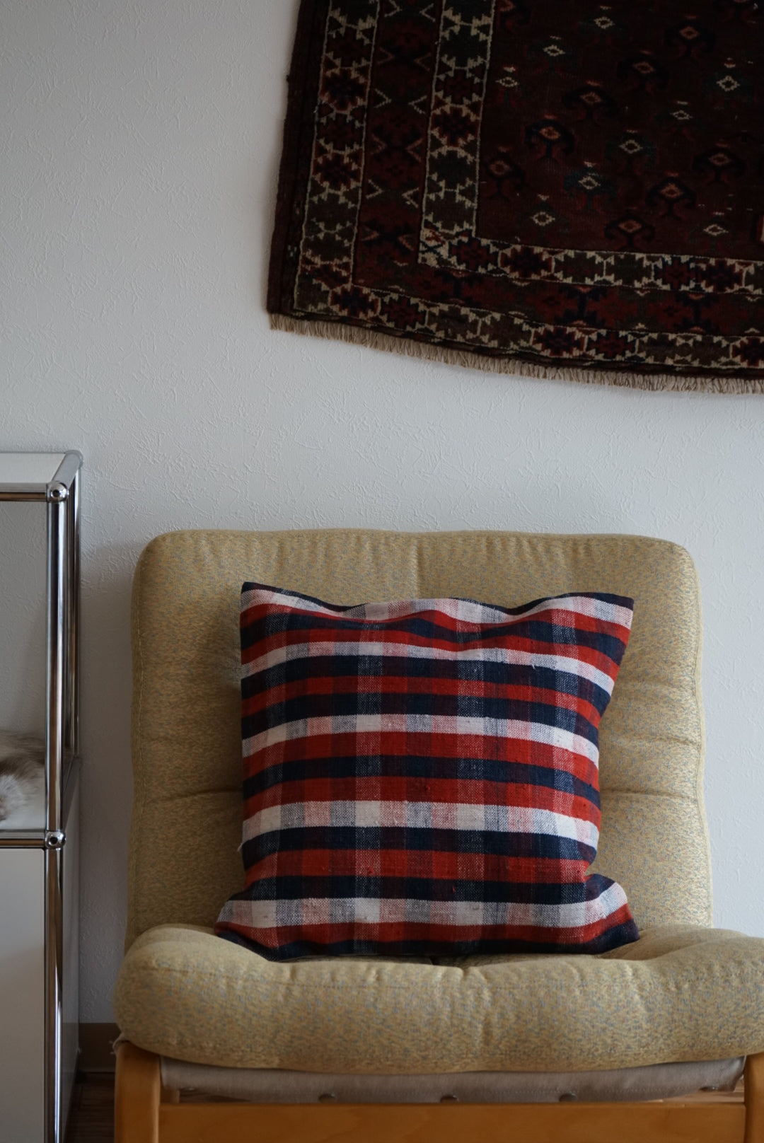 Türkiye Old Kilim Cushion Cover Navy , White , Red Mix Color Checker Design 50 × 50 cm No.TR25525 / 国内送料無料・羊毛手織りキリム