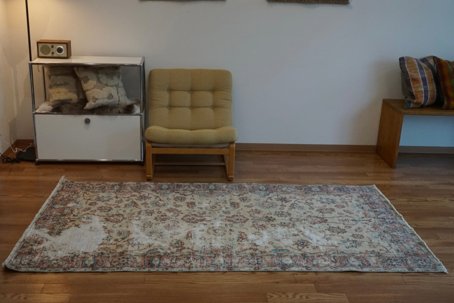 Türkiye Old Isparta Ancient Beige Floral 1970年代 214 × 114.5 cm No.TR25436