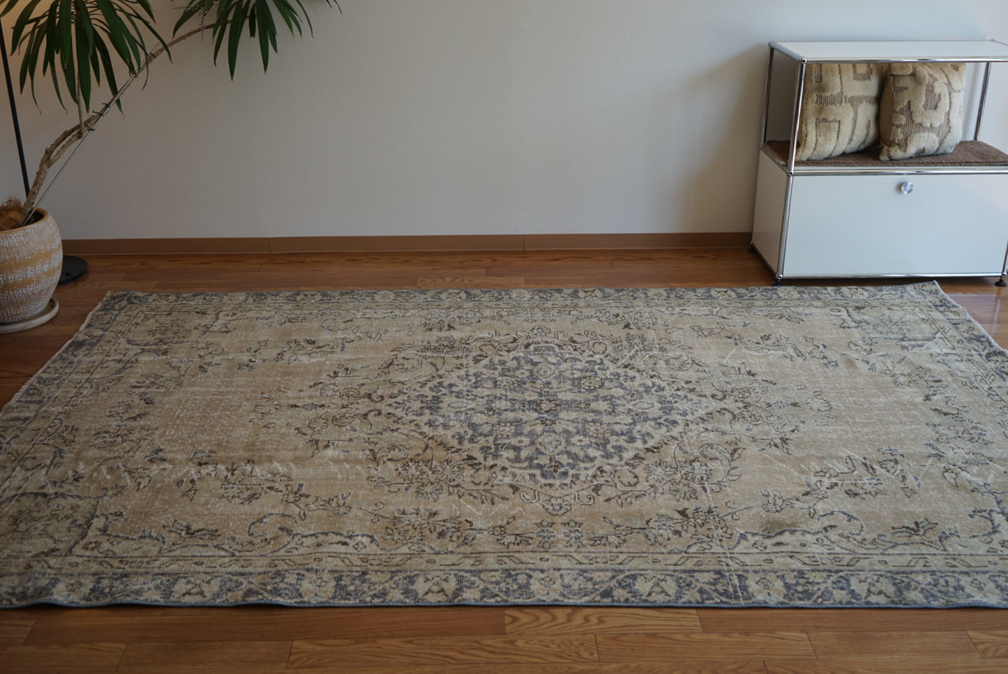 Türkiye Old Isparta Beige , BlueGlay 1970年代 267 × 169 cm No.TR25289