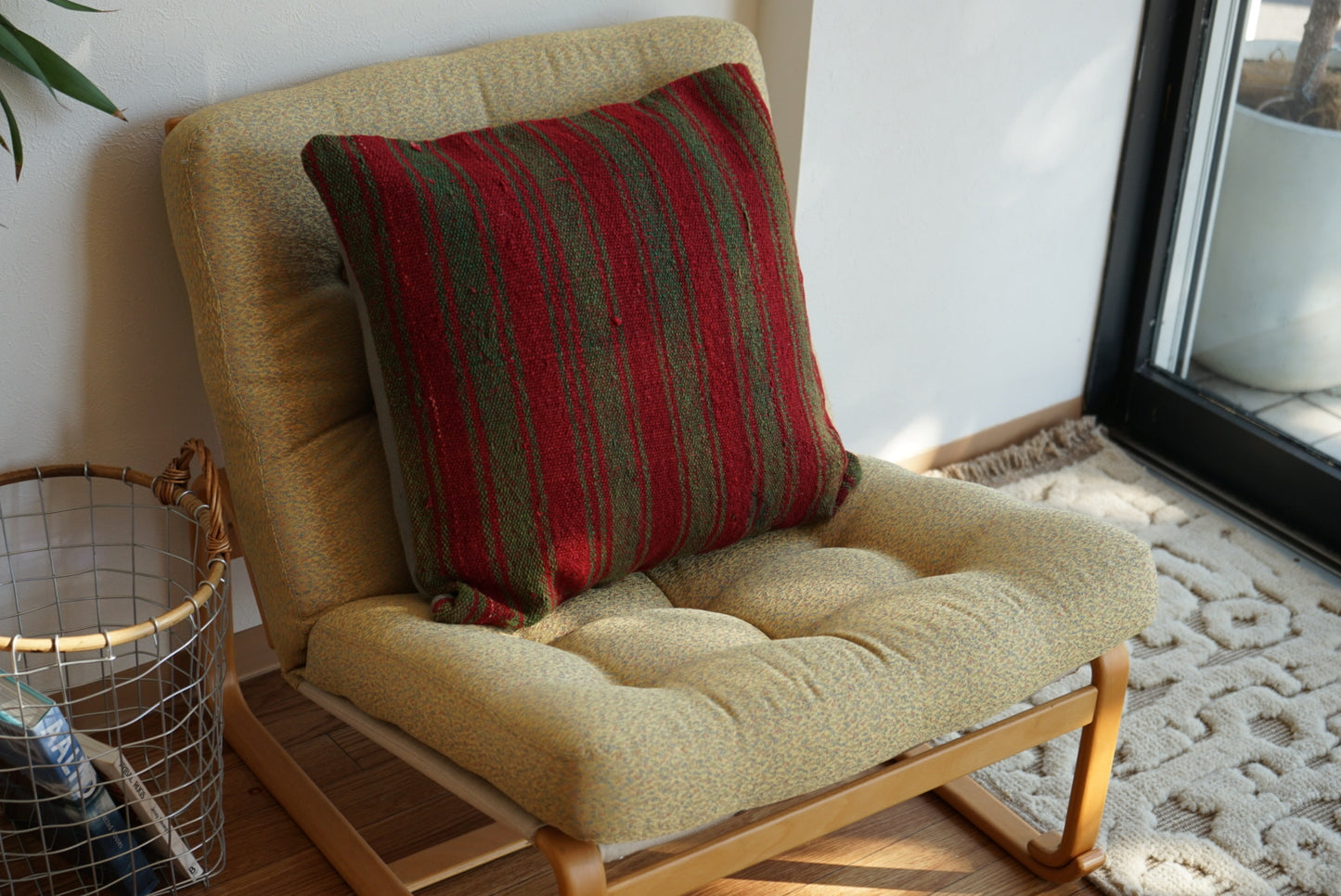 Türkiye Old Kilim Cushion Cover Green , Red Stripe Design 50 × 50 cm No.TR25556 / 送料無料・羊毛手織りキリム