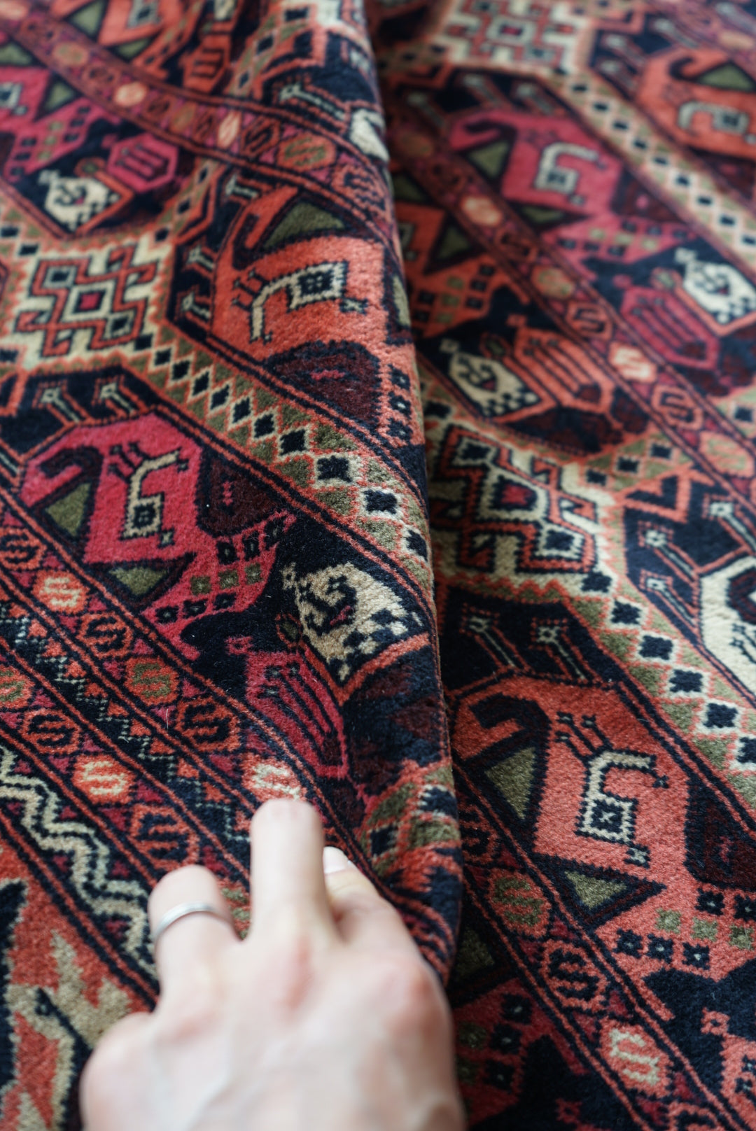 Afghanistan Vintage Turkmen Black , Rose Finequality 1990年代 192 × 151 cm No.AF2522