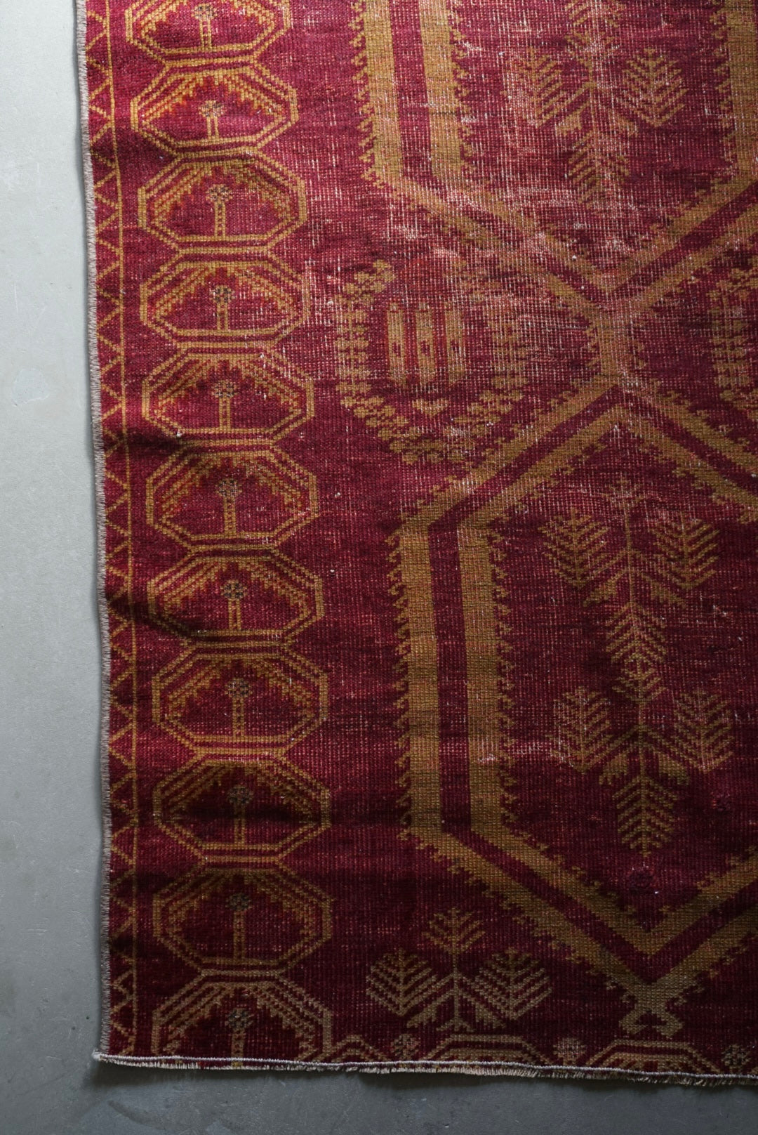 Türkiye Old Oushak Red 110 × 92.5 cm No.TR25330