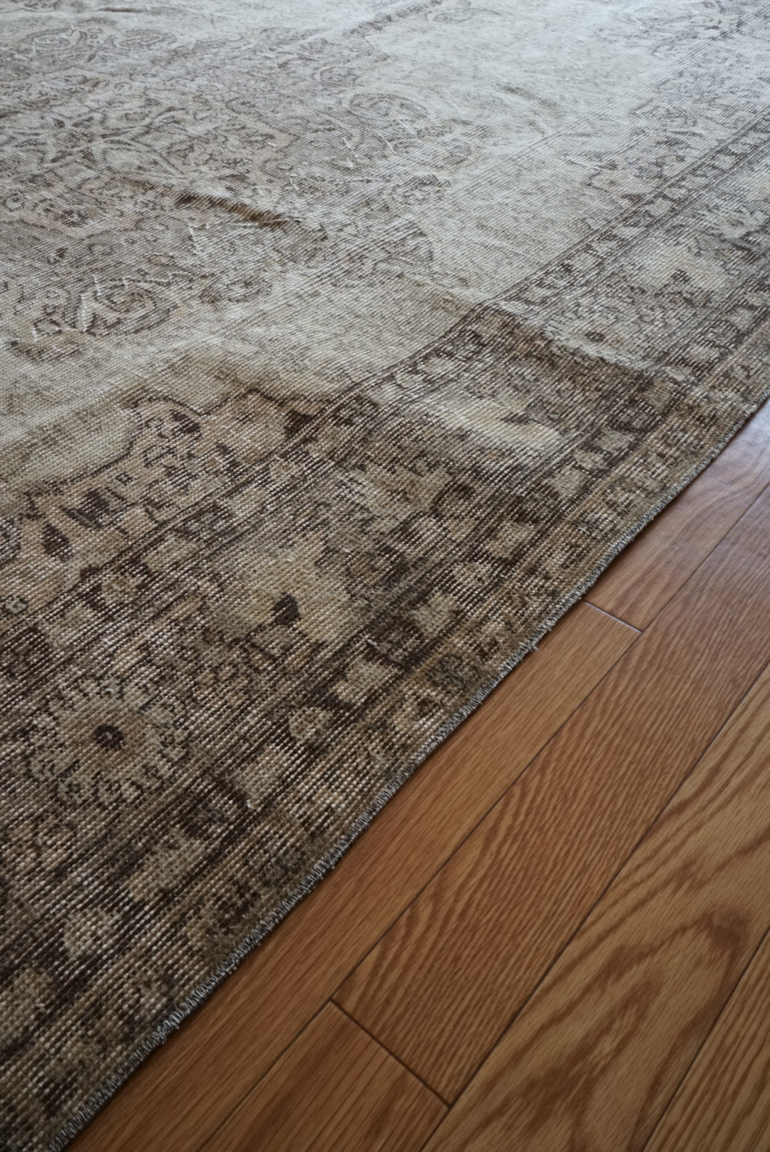 Türkiye Old Isparta Medallion Beige , Glay 1960年代 255.5 × 184 cm No.TR25491 / 国内送料無料
