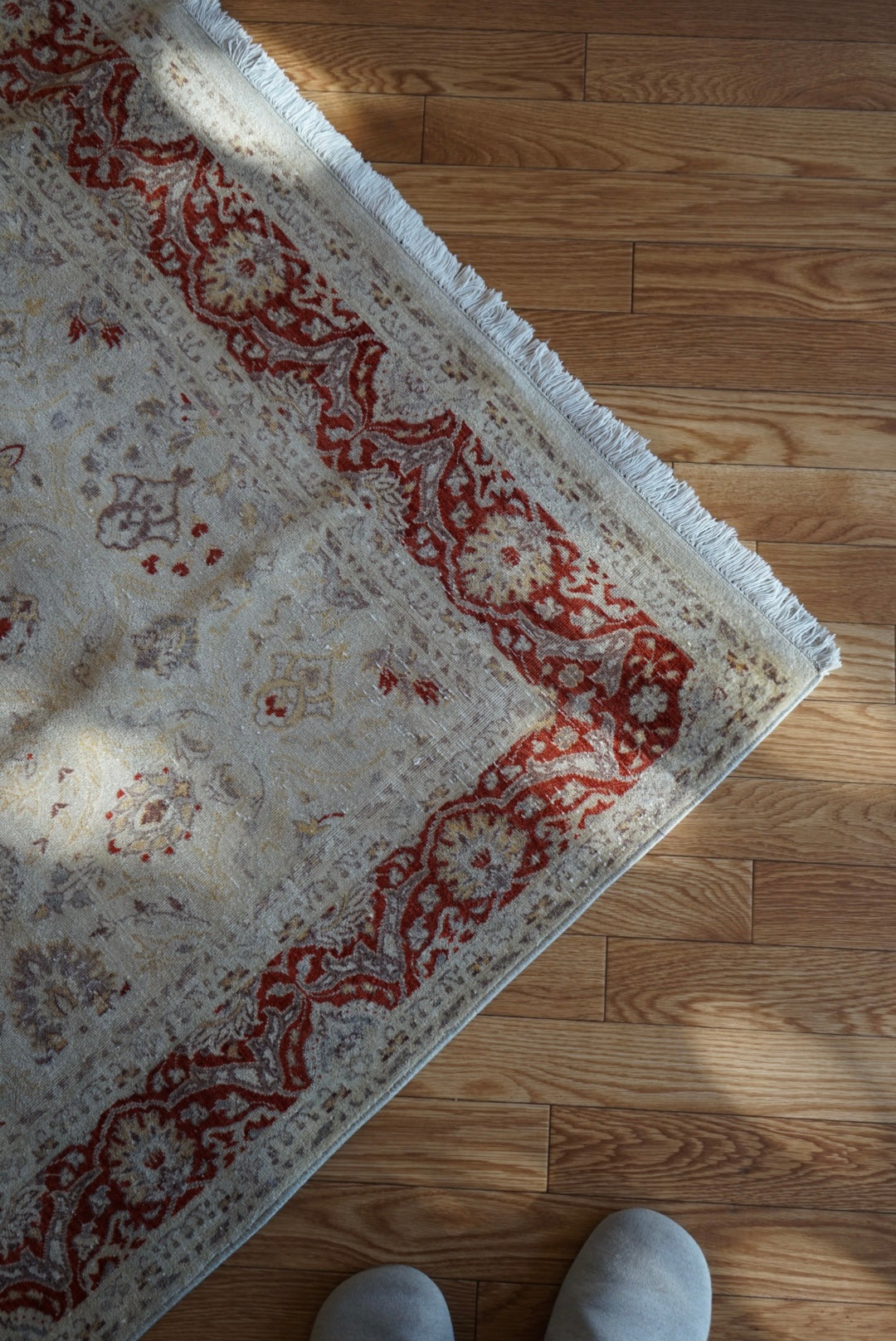 Türkiye Old Anatoria Beige , Red 1960年代 222 × 136 cm No.TR25551 / 国内送料無料・羊毛手織り絨毯