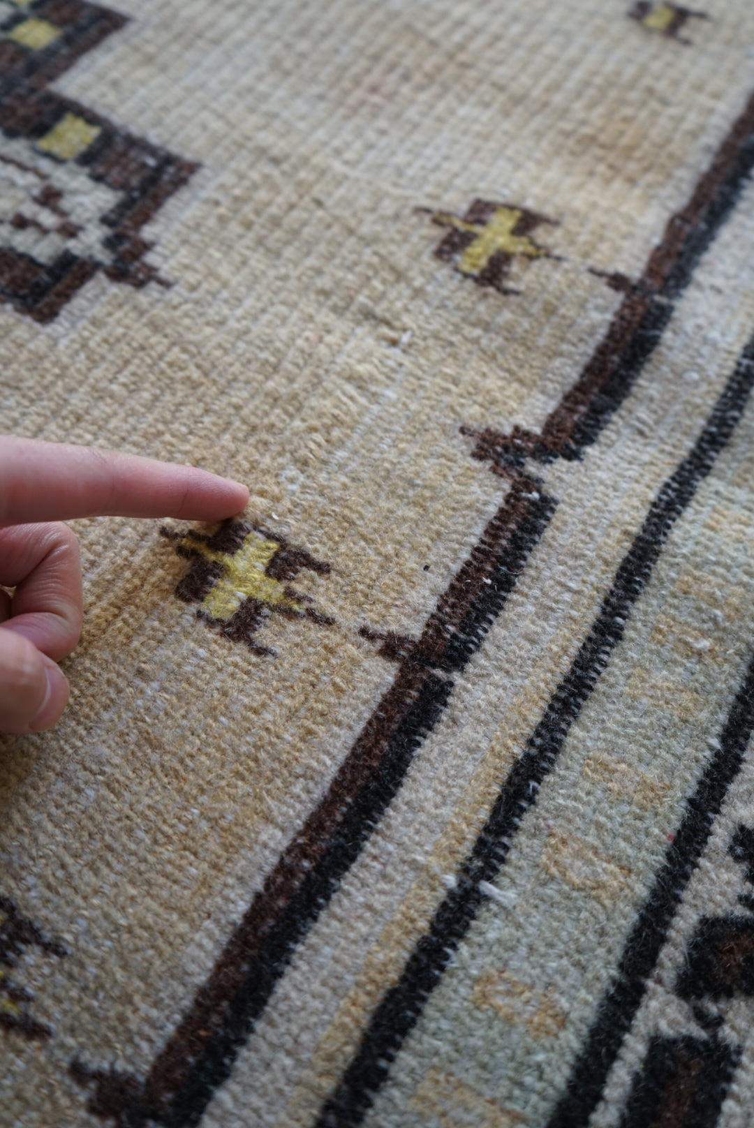 Türkiye Old Isparta Yellow Beige 1970年代 248 × 149 cm No.TR25229