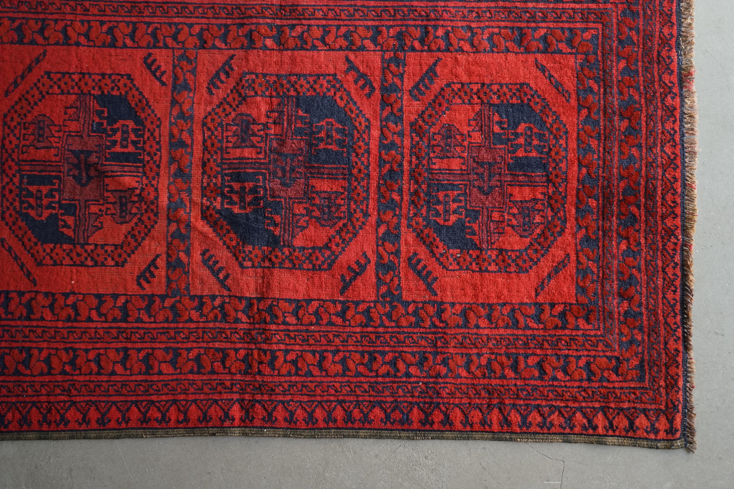 AFGHANISTAN OLD TURKMEN ELEPHANT FOOT 1970年代 112 × 75 cm No.AF2515