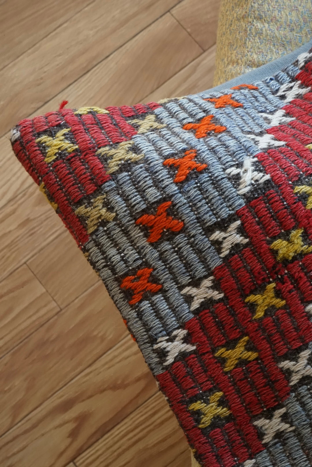 Türkiye Old Kilim Cushion Cover Mix Color Tribal Design 50 × 49 cm No.TR25466
