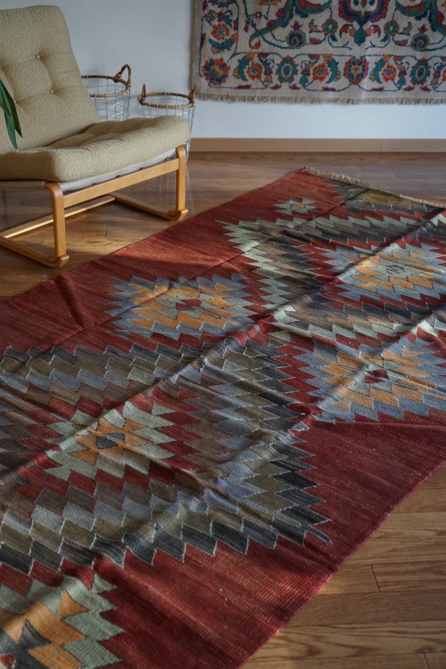 Türkiye Old Kilim Kars Earth Red Tribal Design 1970年代 251 × 137 cm No.TR25547 / 国内送料無料・羊毛手織りキリム
