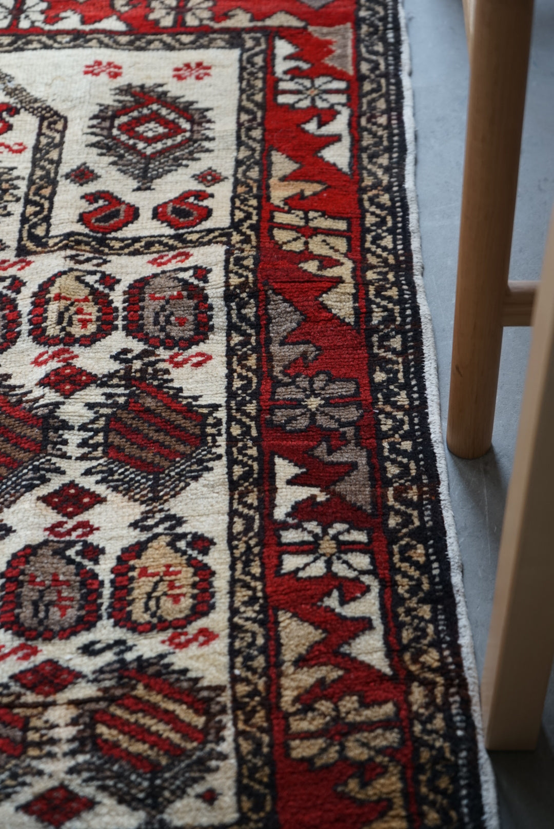 Türkiye Old Anatolia Kid's Prayer rug "Armond" 1960年代 92 × 78 cm No.TR25322