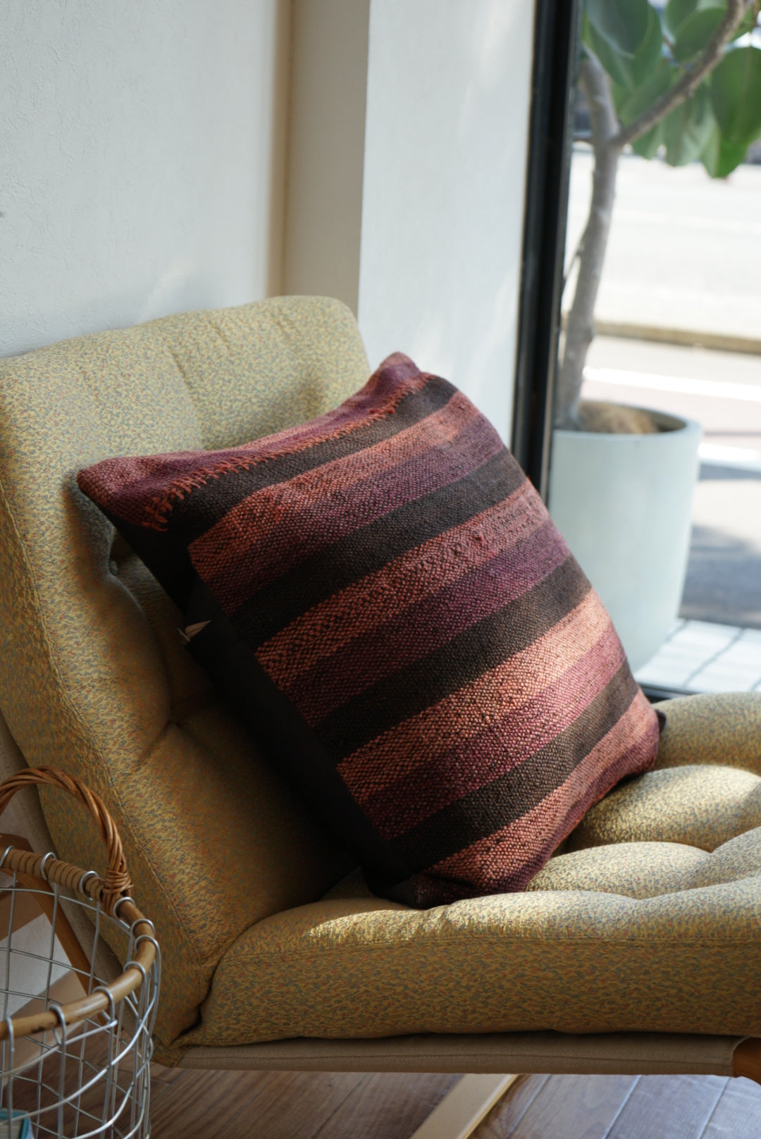 Türkiye Old Kilim Cushion Cover Purple , Pink , Black Stripe Design 51 × 49 cm No.TR25559 / 送料無料・羊毛手織りキリム