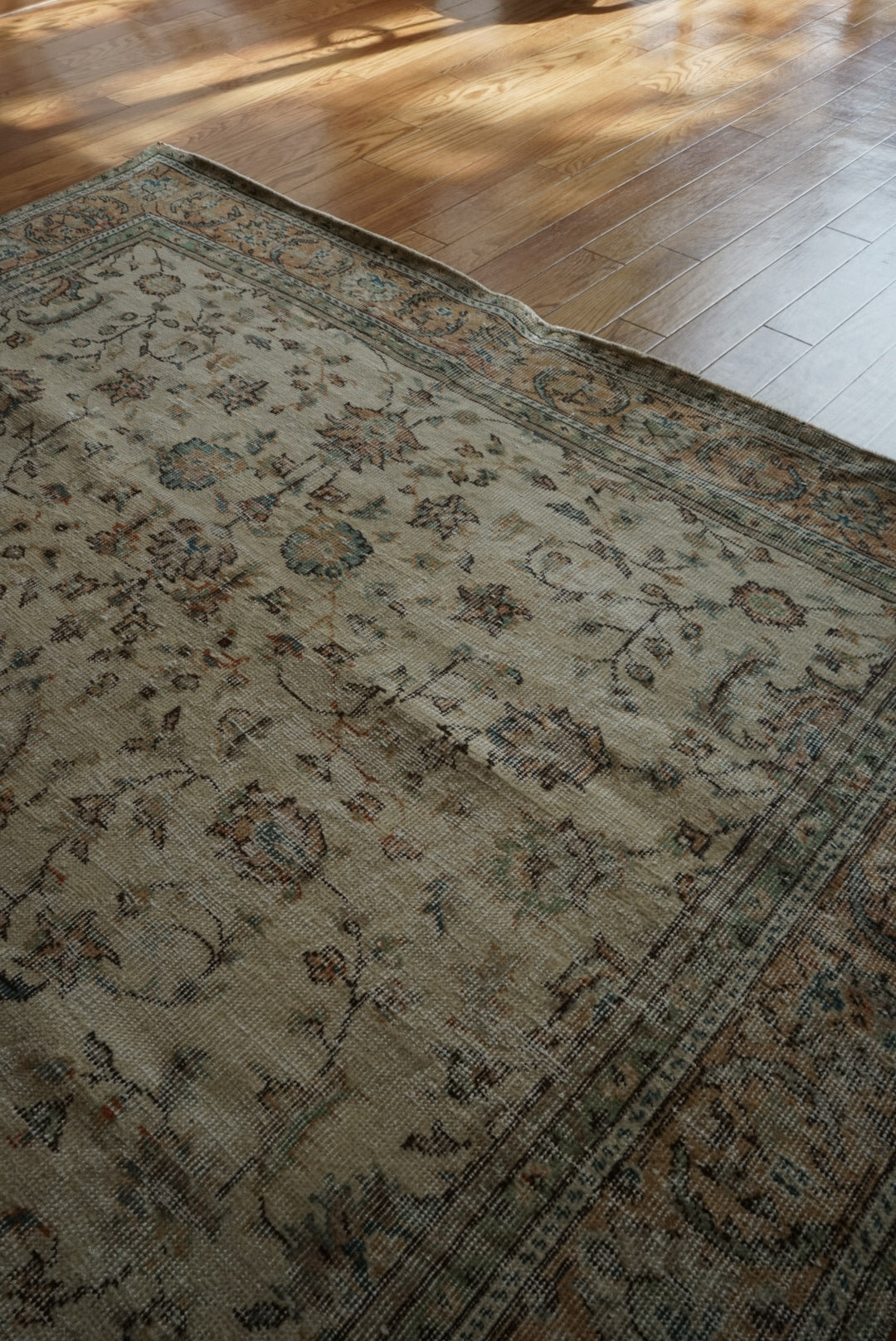 Türkiye Old Isparta Ivory , Orange Flower 1970年代 242 × 164.5 cm No.TR25504 / 国内送料無料
