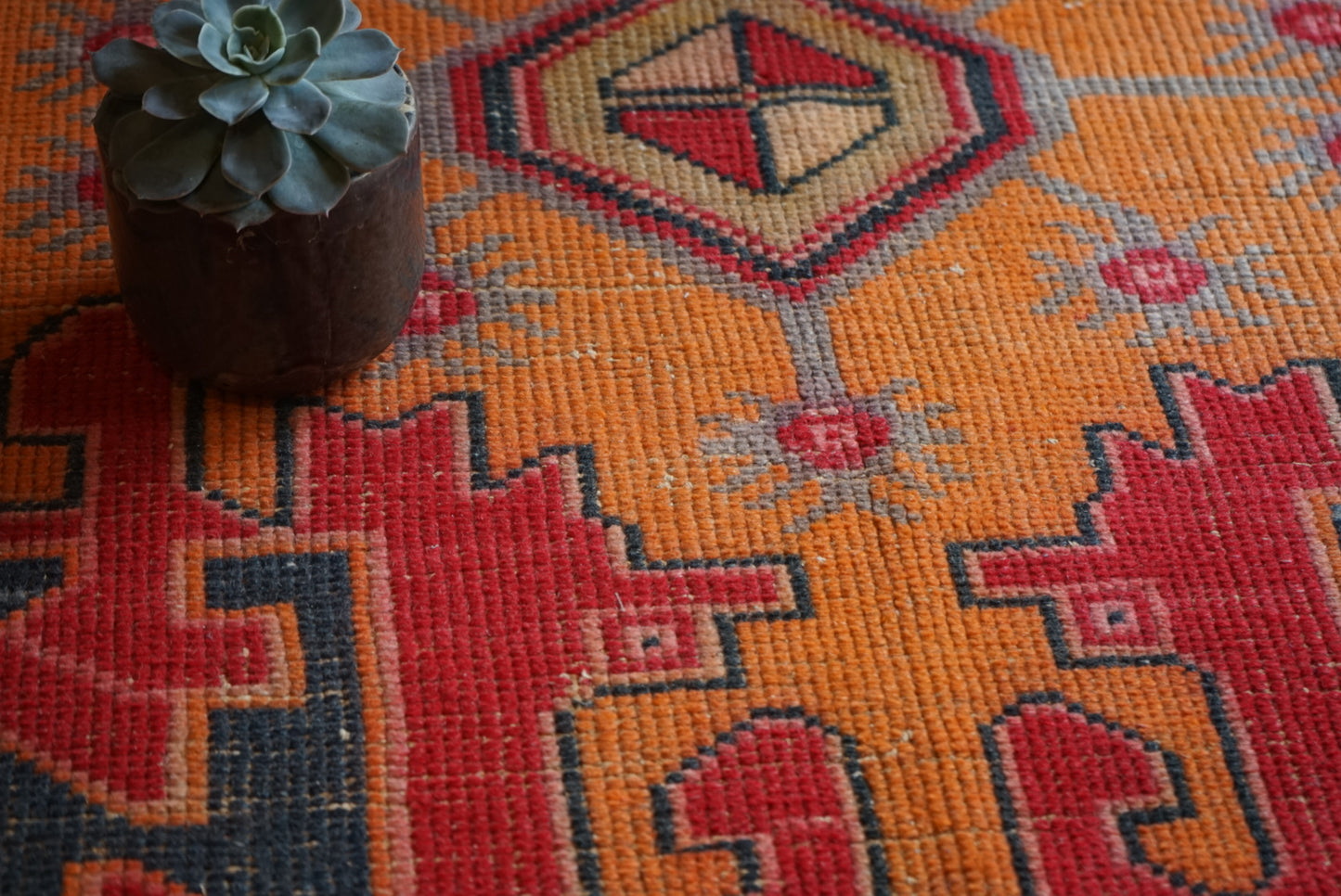 Türkiye Old Oushak Red Small Size 1970年代 120 × 75 cm No.TR25221