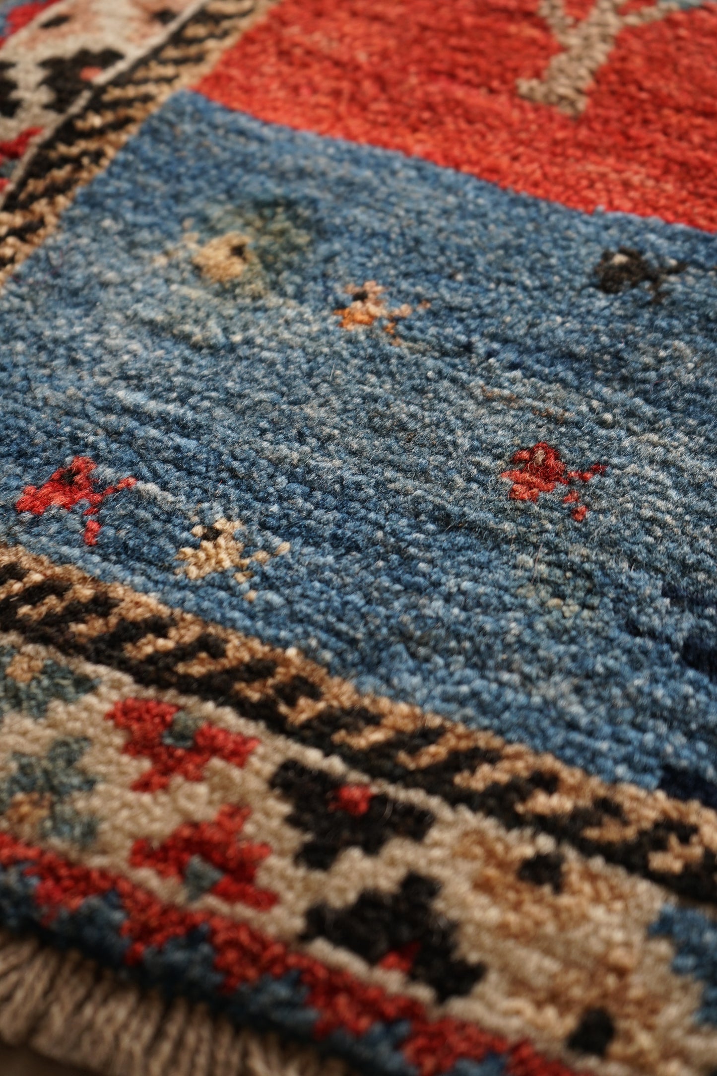 IRAN SHIRAZ QASHQAI OLD GABBEH 1940年代 94 × 84 cm / 3'0" × 2'7" ft