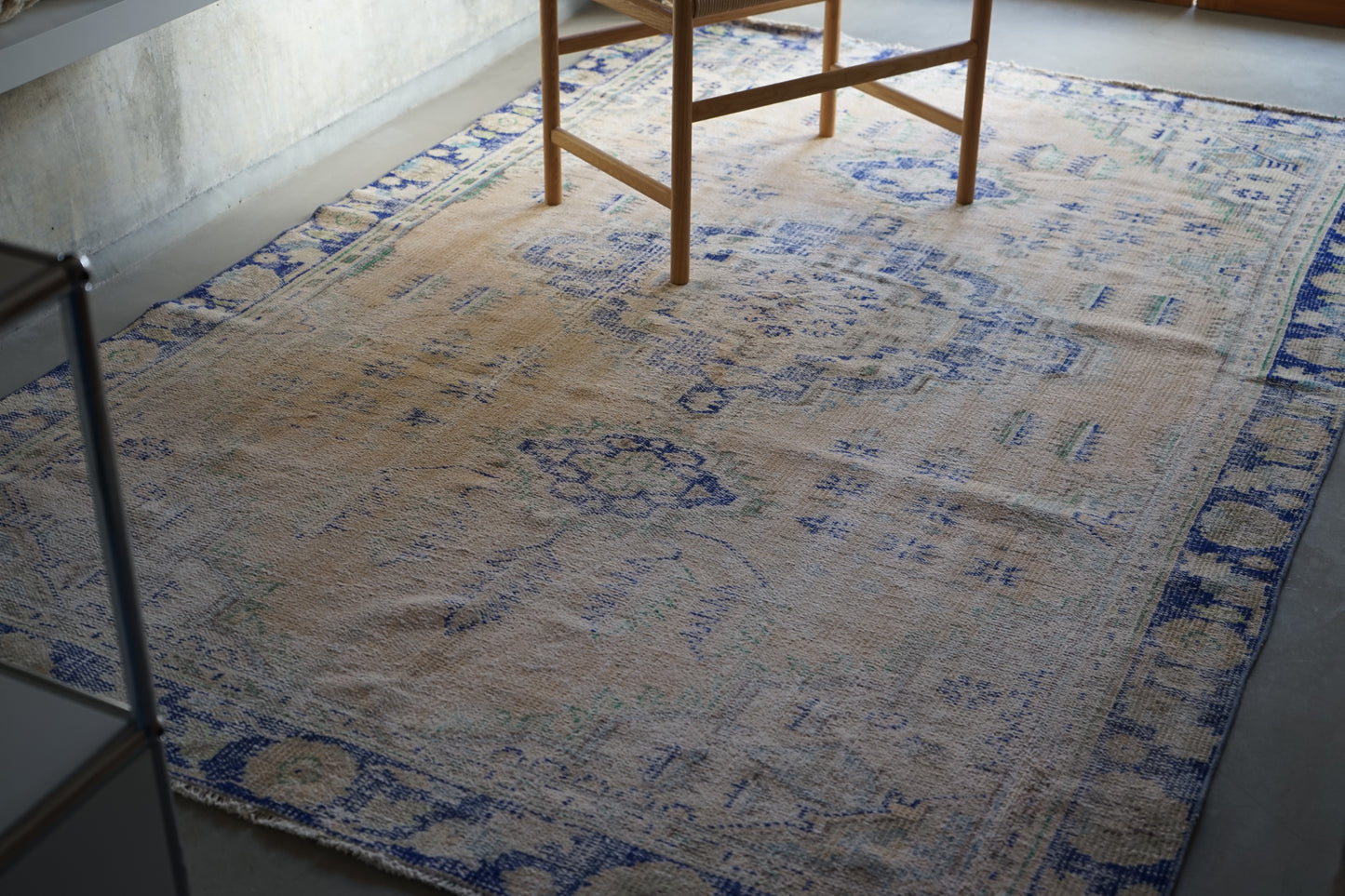 Türkiye Old Isparta Beige Blue 1970年代 246 × 159 cm No.TR25226