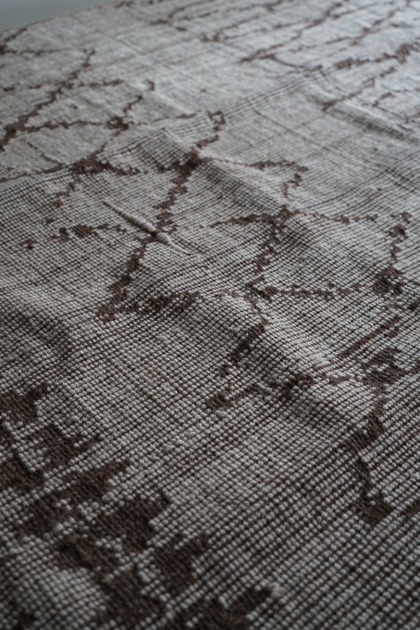 店頭販売 ORIGINAL IRAN QASHQAI KILIM " TRIBE " 204 × 142 cm