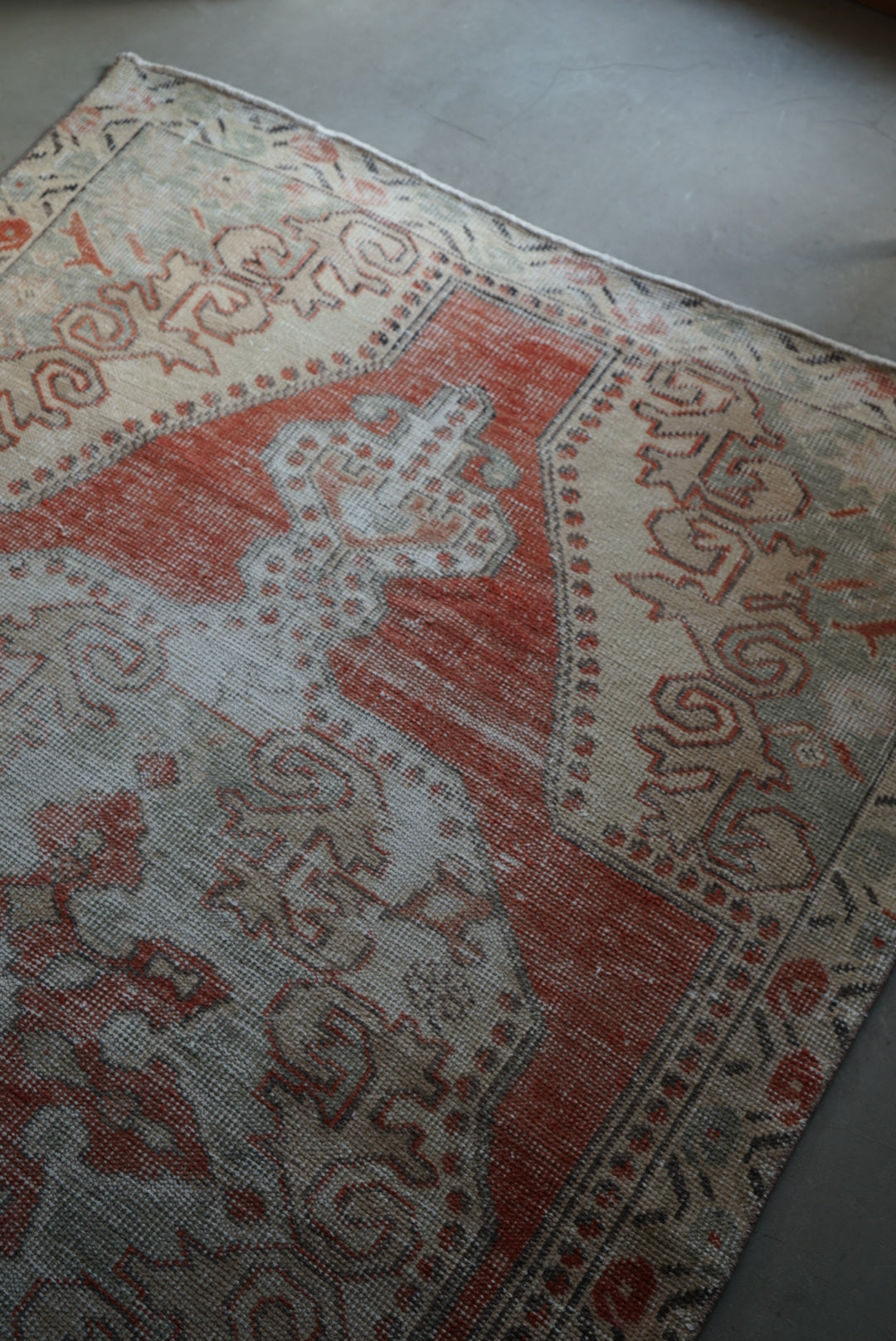 Türkiye Old Avanos Orange , Sage green 1970年代 214 × 132 cm No.TR25262