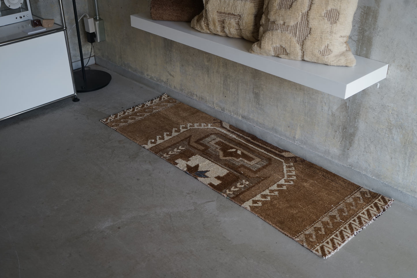 TURKEY OLD BROWN RUNNER SMALL SIZE 1970年代 130 × 43 cm No.TR25218