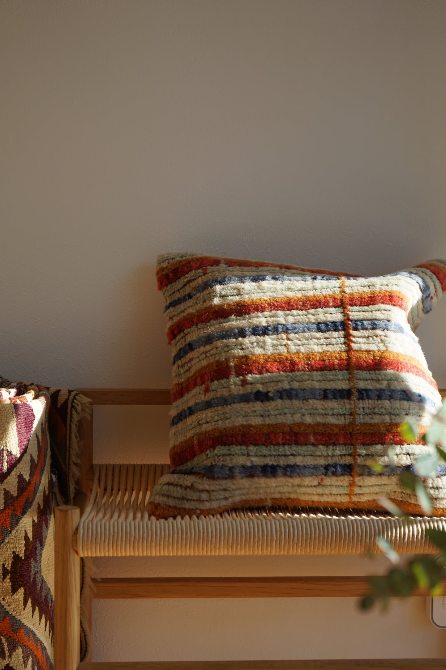 ORIGINAL IRAN SHIRAZ QASHQAI CUSHION COVER 40 × 40 cm