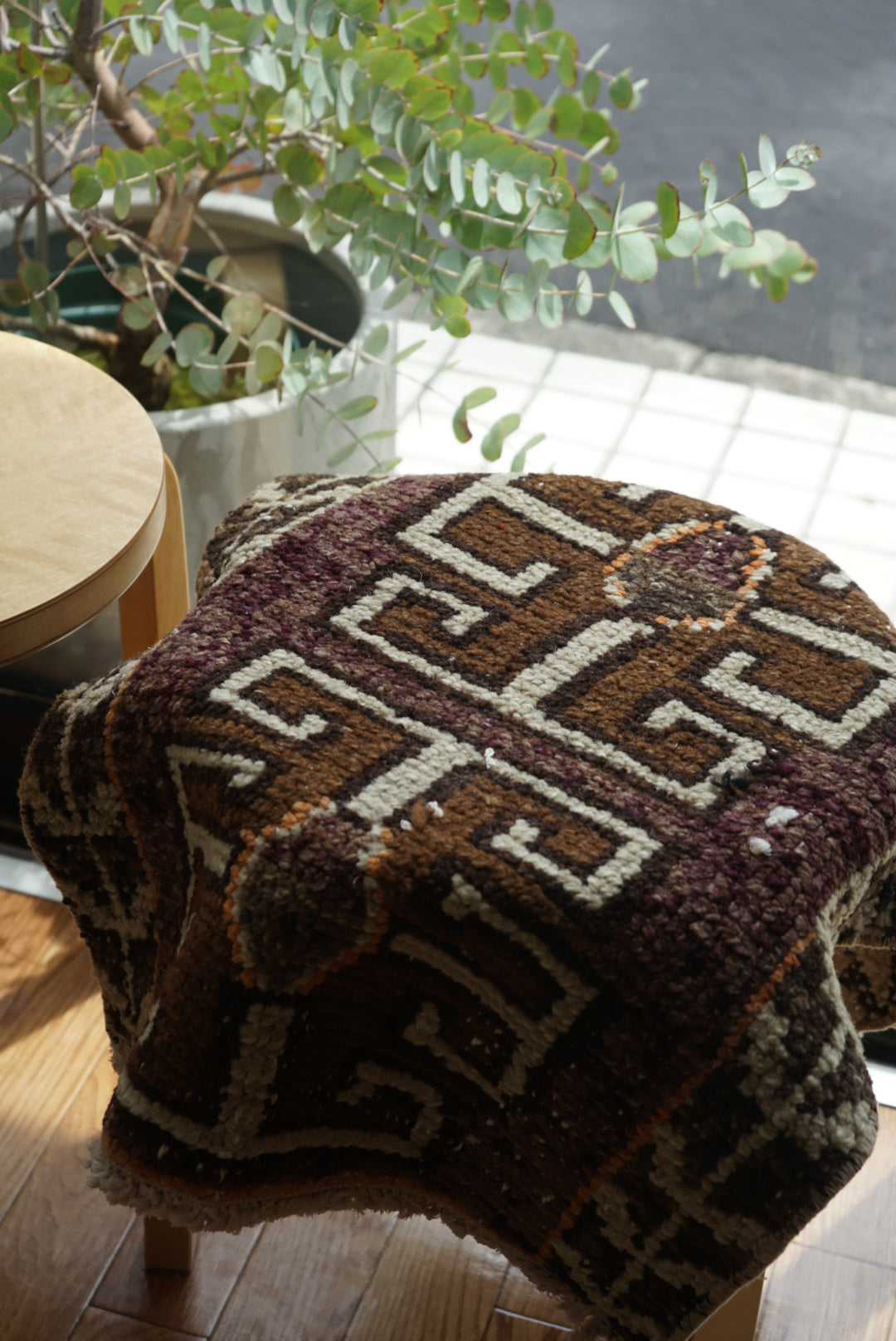 Türkiye Old Oushak Purple 1970年代 72 × 54 cm No.TR25426