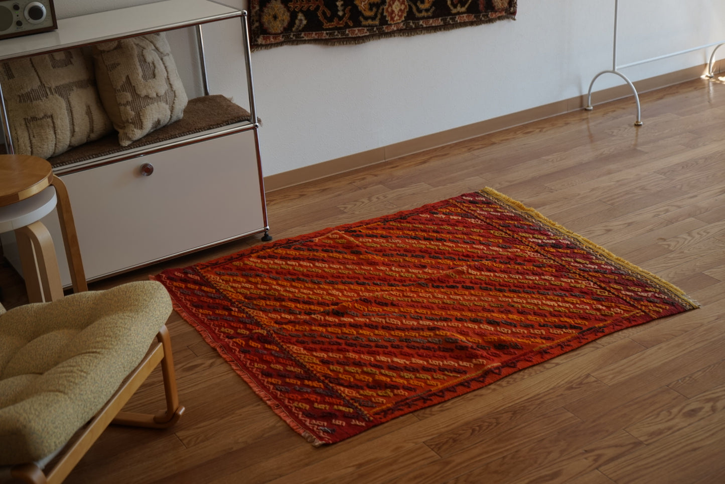 Türkiye Old Konya Jajim Orange 1960年代 121 × 109 cm No.TR25158