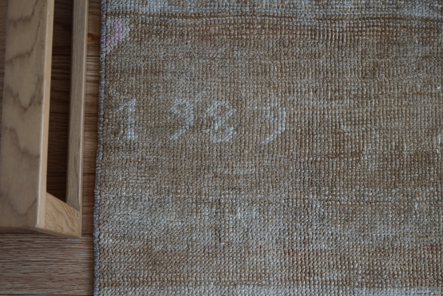 Türkiye Vintage Oushak Beige , Pink ,1989年代 69.5 × 58 cm No.TR25512 / 国内送料無料・羊毛手織り絨毯