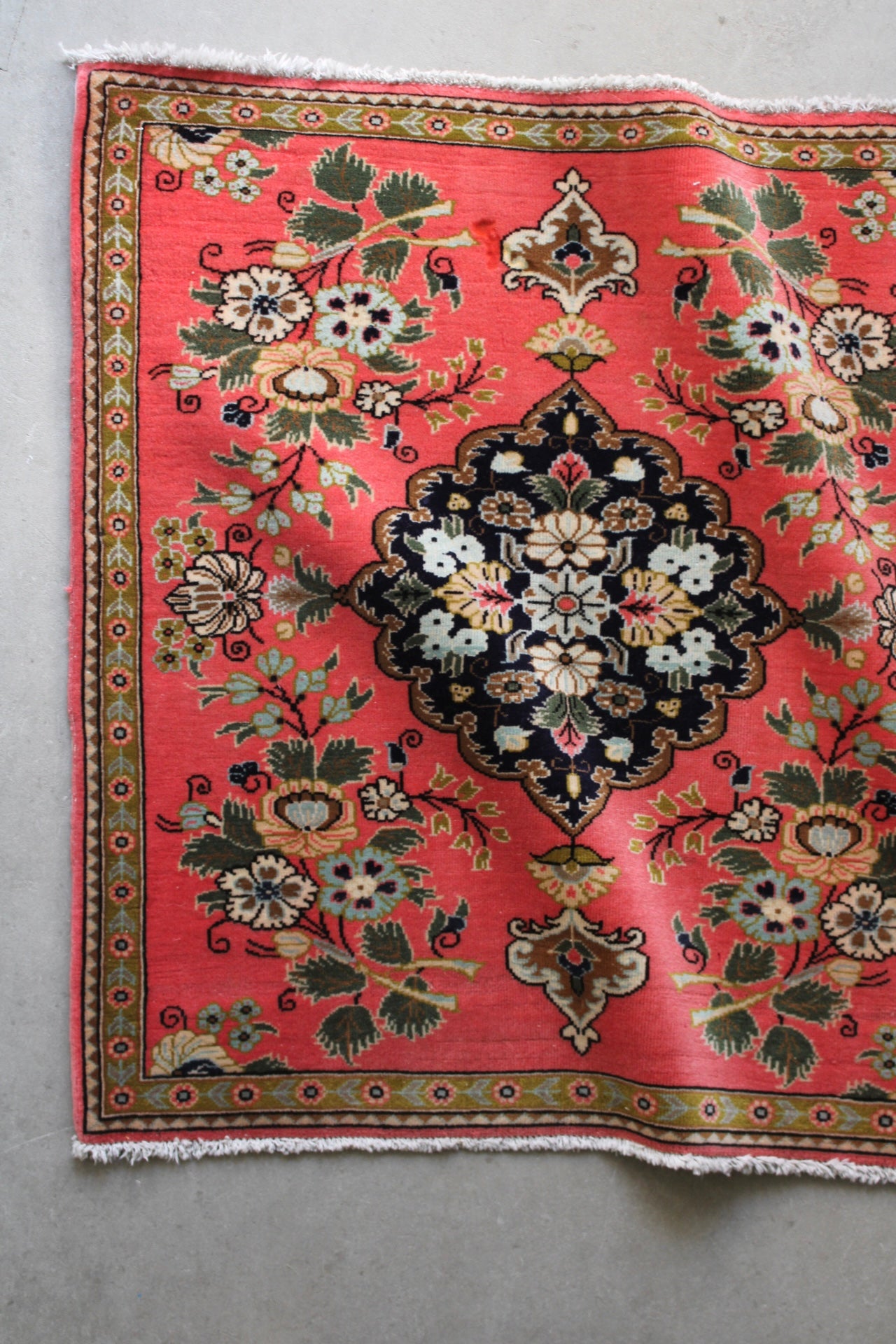 Iran antiques | Tabriz Amongholi 1880年代 80×76cm