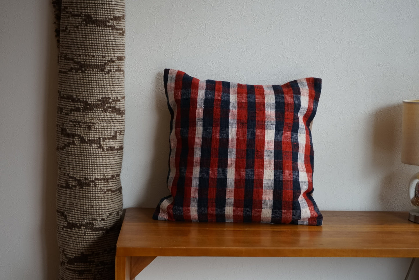 Türkiye Old Kilim Cushion Cover Navy , White , Red Mix Color Checker Design 50 × 50 cm No.TR25525 / 国内送料無料・羊毛手織りキリム