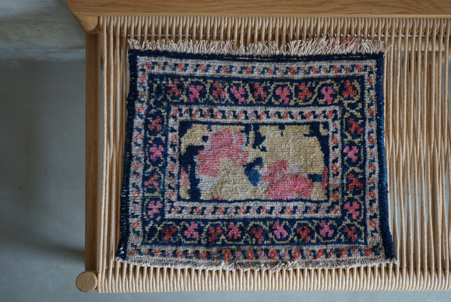 IRAN ANTIQUE DASTOR ESFANDAGHEH 1840年代 36 × 29 cm