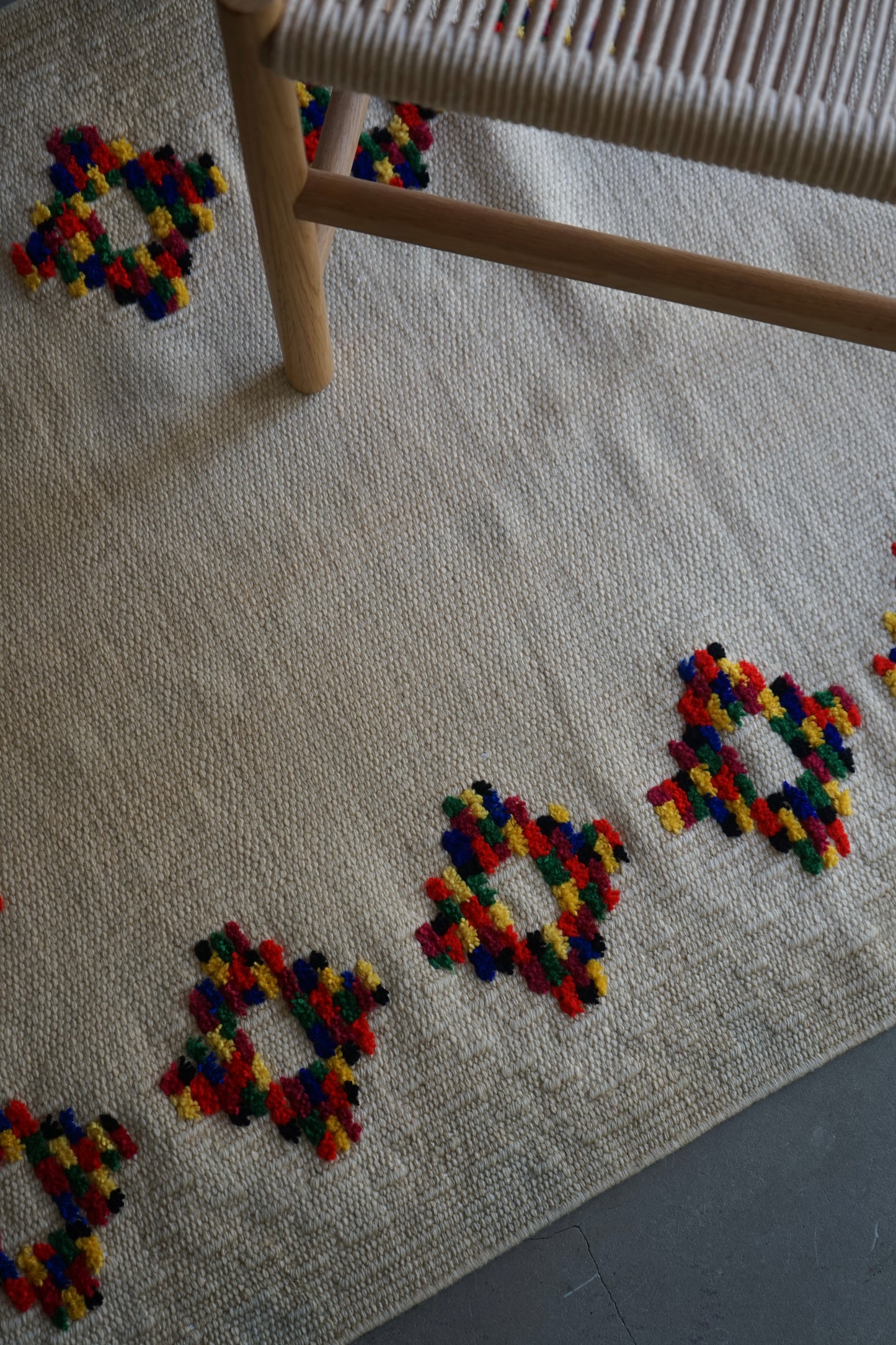 TURKEY VINTAGE KILIM DOT FLOWER 1980年代 125 × 80 cm No.TR25195