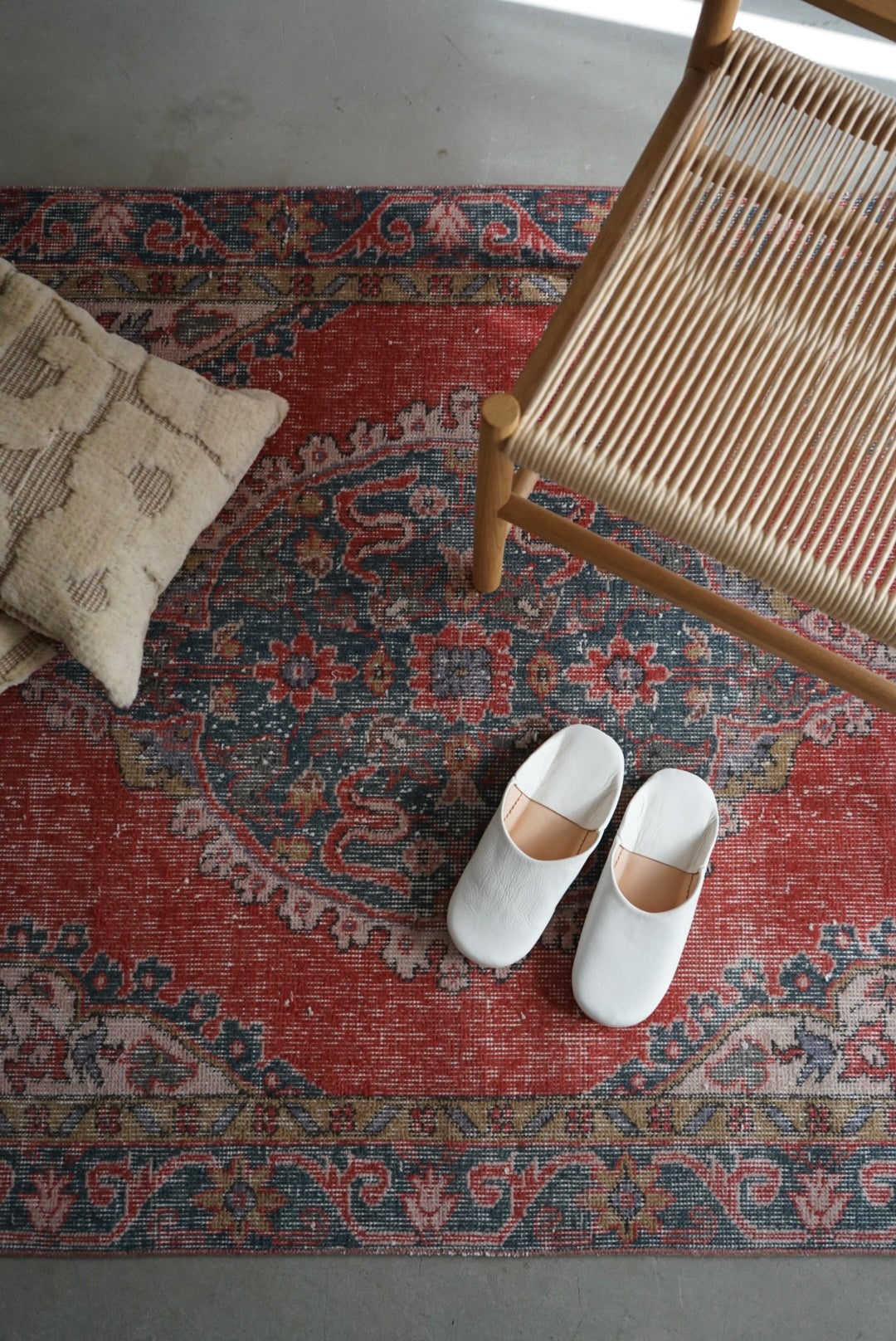 TURKEY OLD ISPARTA RED 1970年代 198 × 109 cm No.TR25143