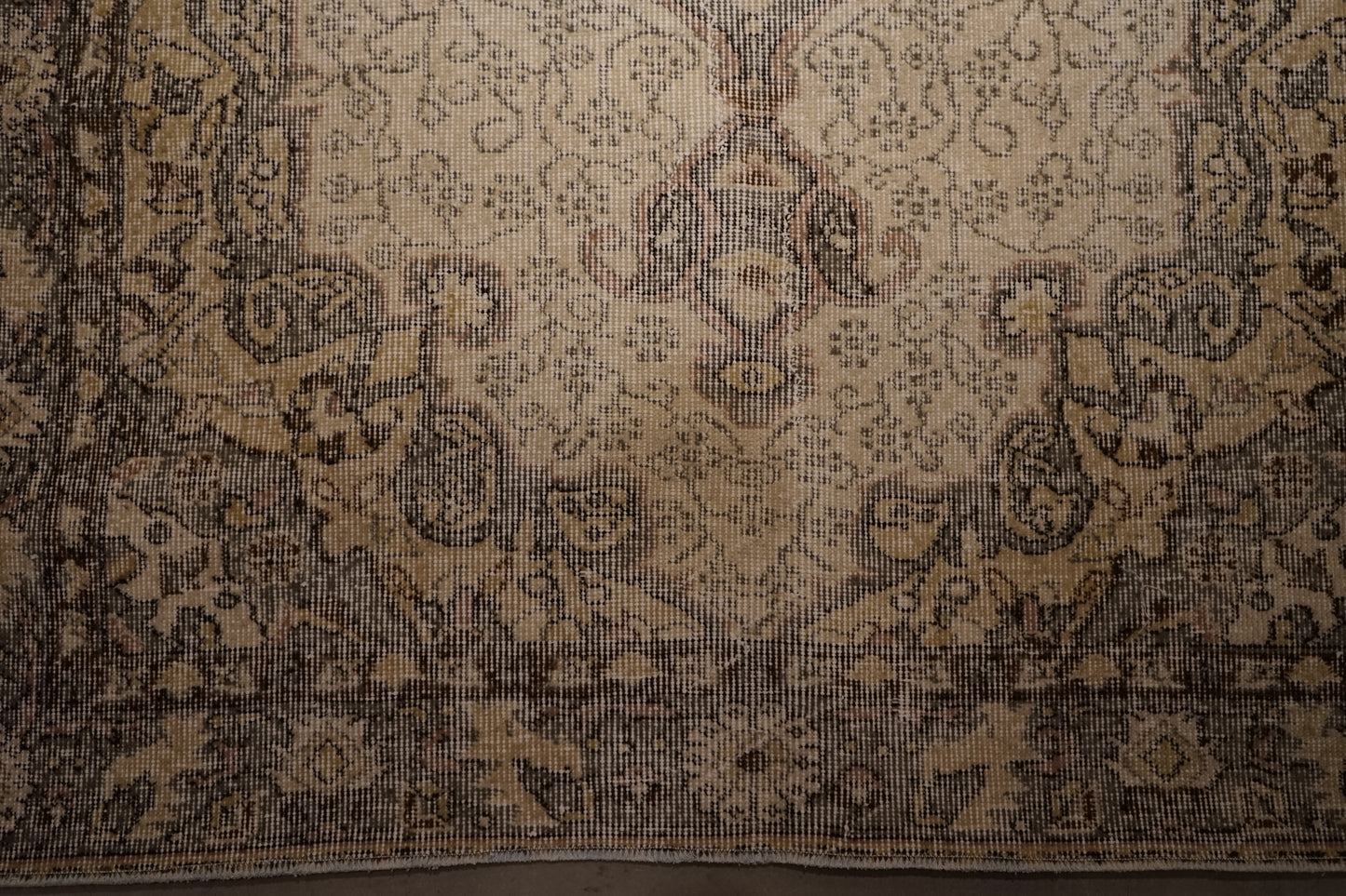 TURKEY OLD ISPARTA MOSS GREY 1970年代 251 × 146 cm No.TR25214