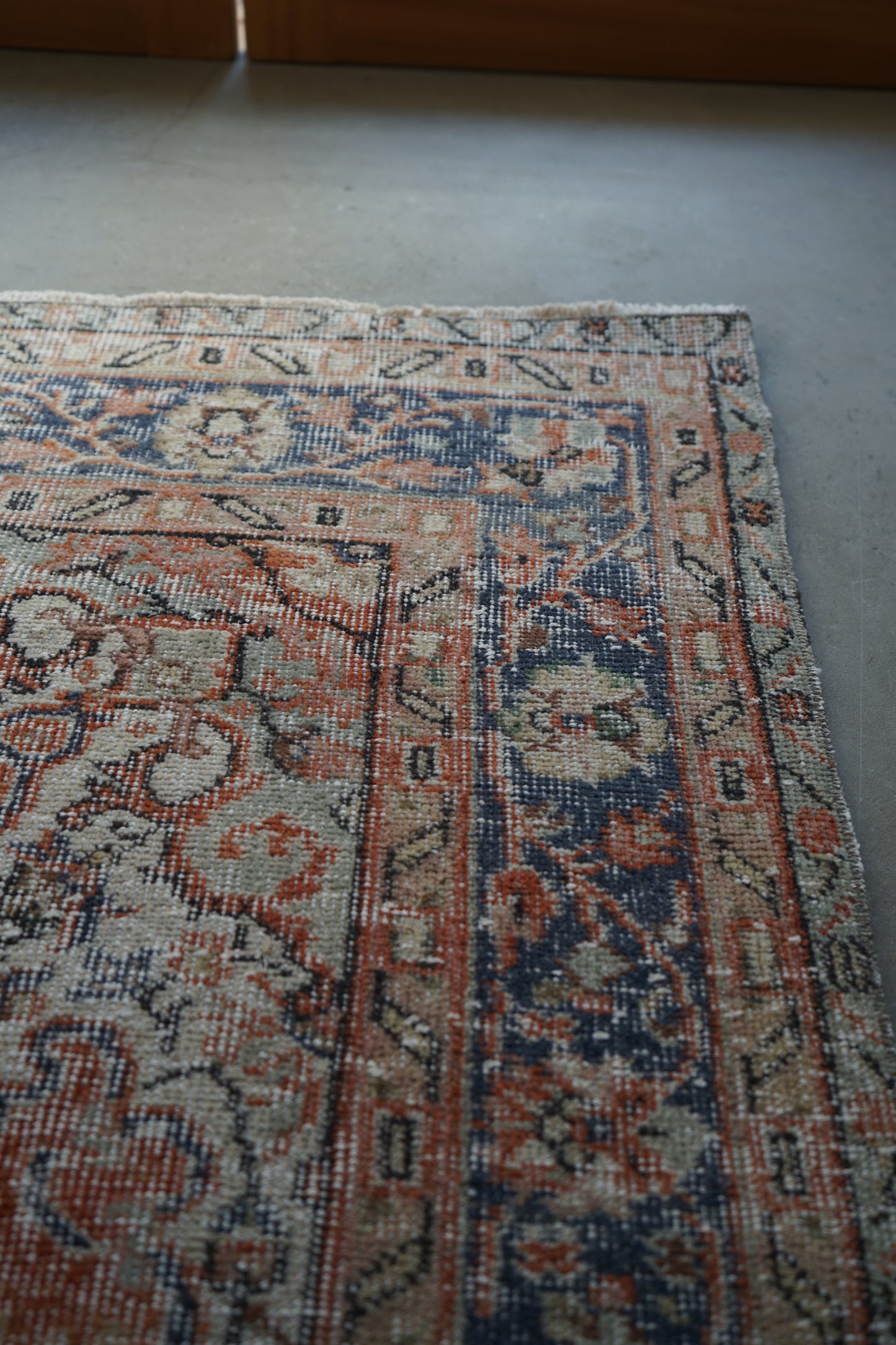 TURKEY OLD ISPARTA ORANGE 1970年代 272 × 161 cm No.TR25198