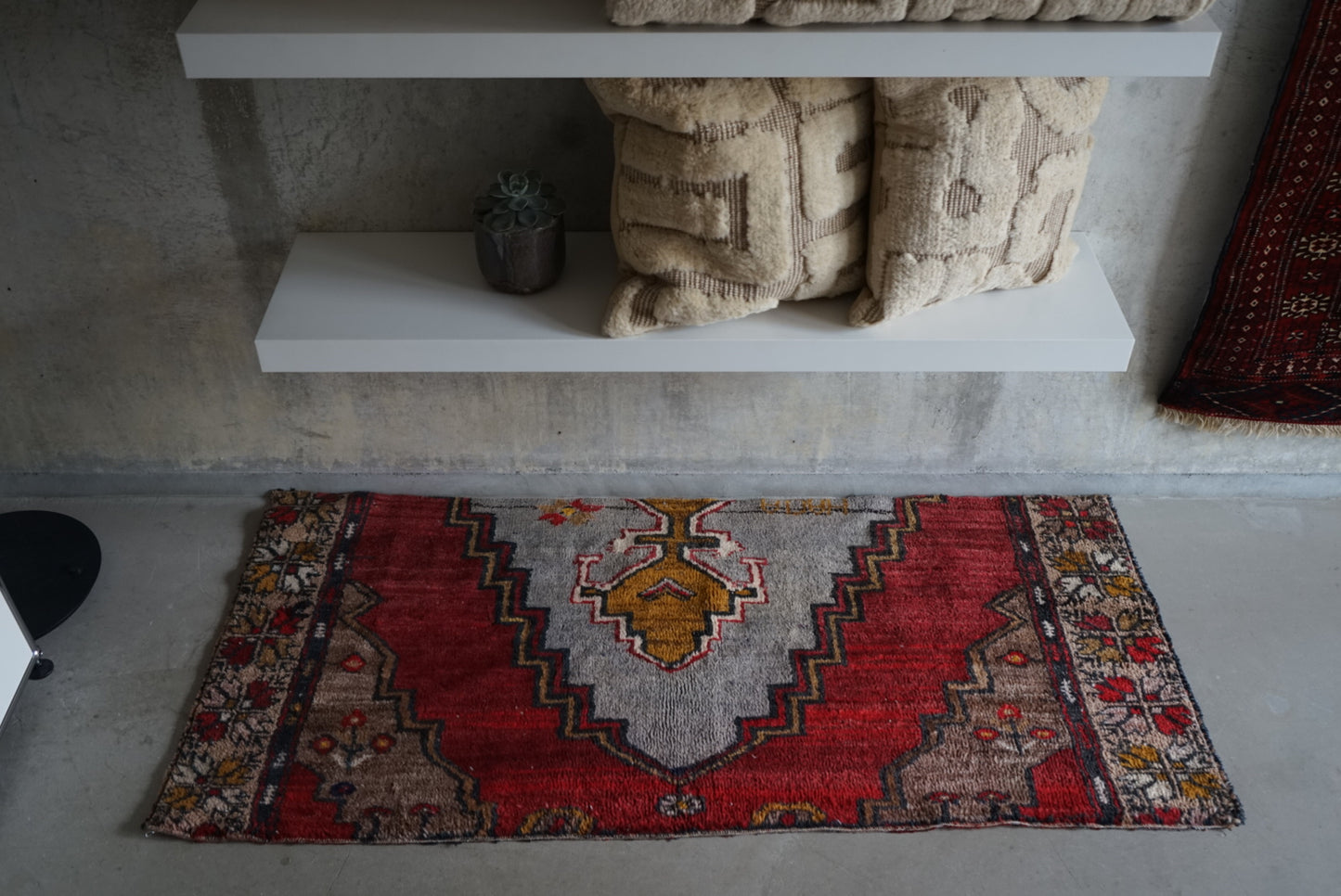 Türkiye Old Isparta Medallion Red , BlueGlay 1970年代 138 × 63 cm No.TR25286