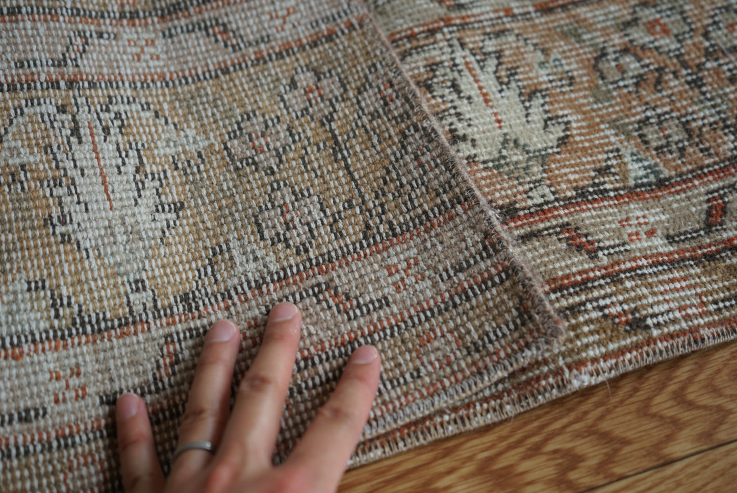 Türkiye Old Oushak Beige , Orange Patchwork Runner 1970年代 131 × 60 cm No.TR25422